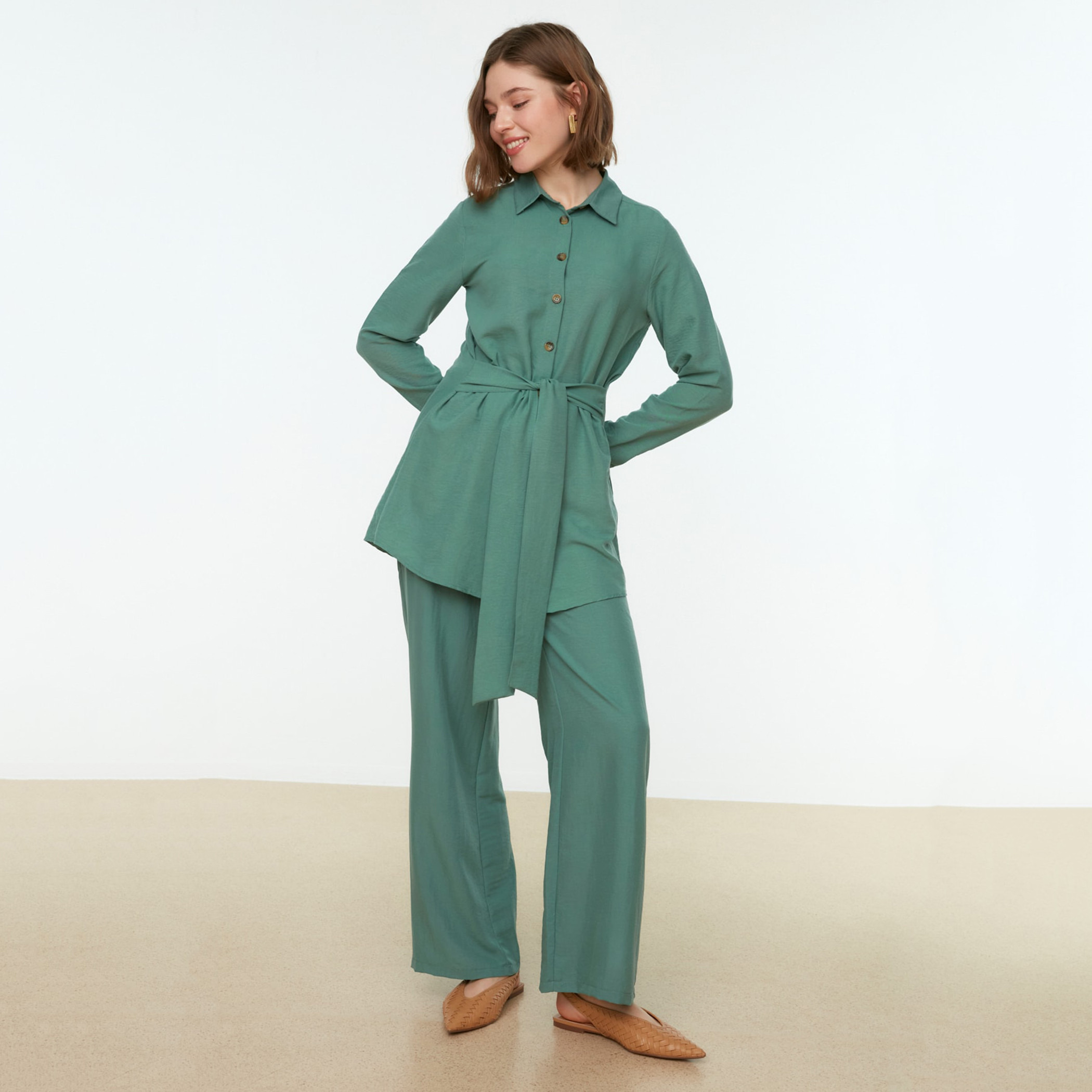 ترينديول أخضر مجموعات-women-clothing-coordsets-image-1