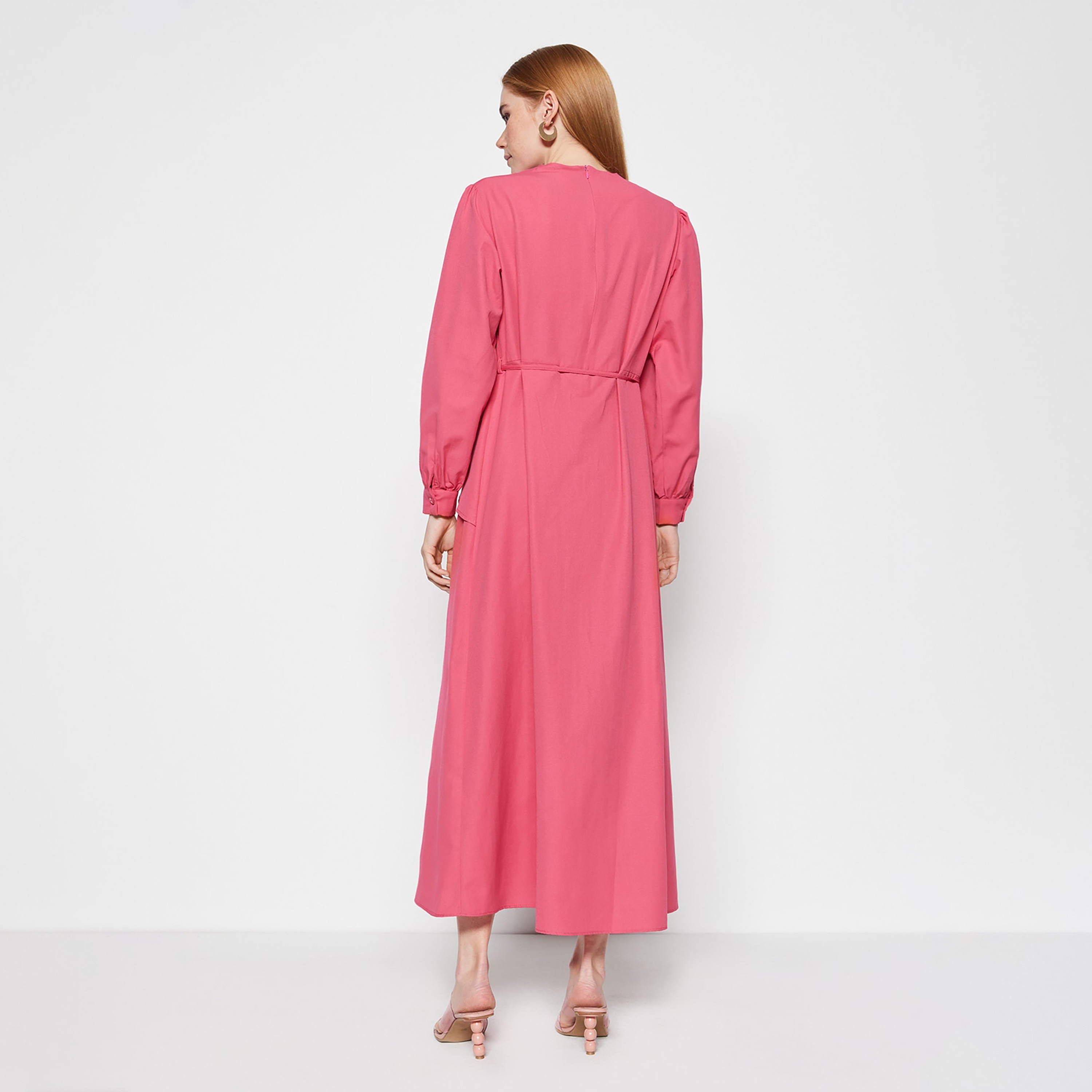 فستان ميدي حريمي محتشم بطبقات وأكمام منتفخة من تريندyول-women-clothing-dresses-image-3