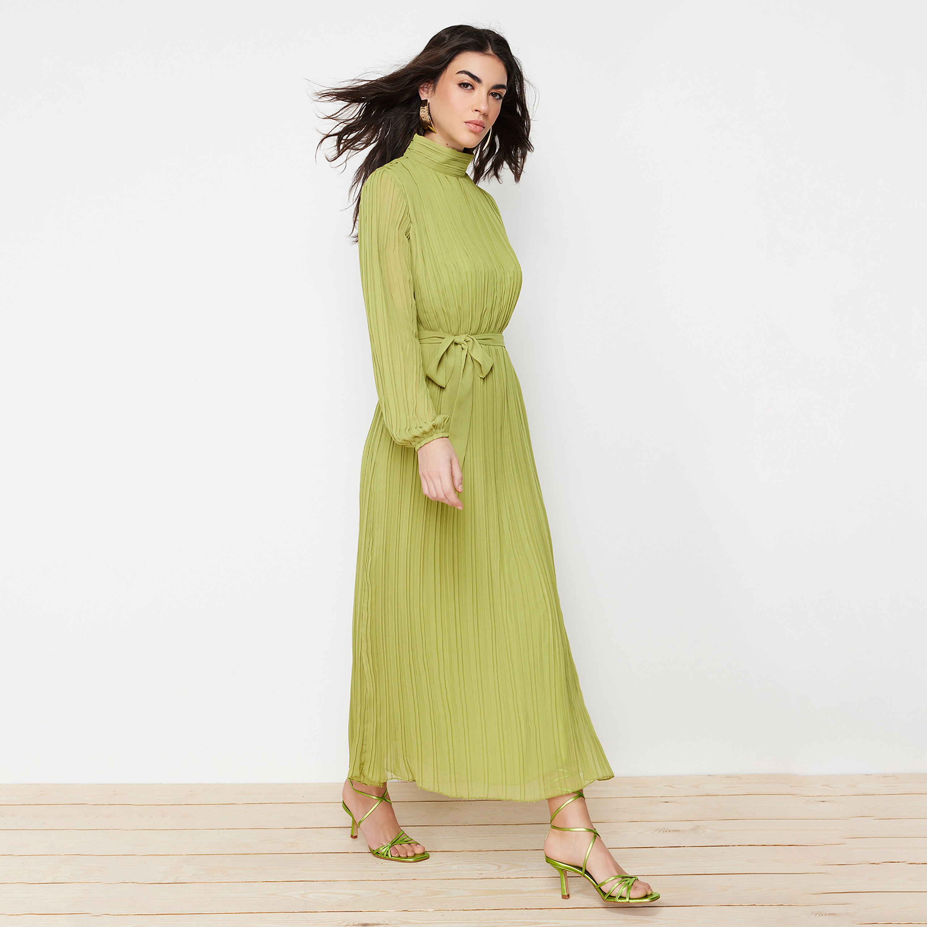 Trendyol Modest Green Pleated Chiffon High Neck Elasticated Cuff Sleeves Pleated Women's Maxi Dress-women-clothing-dresses-image-2