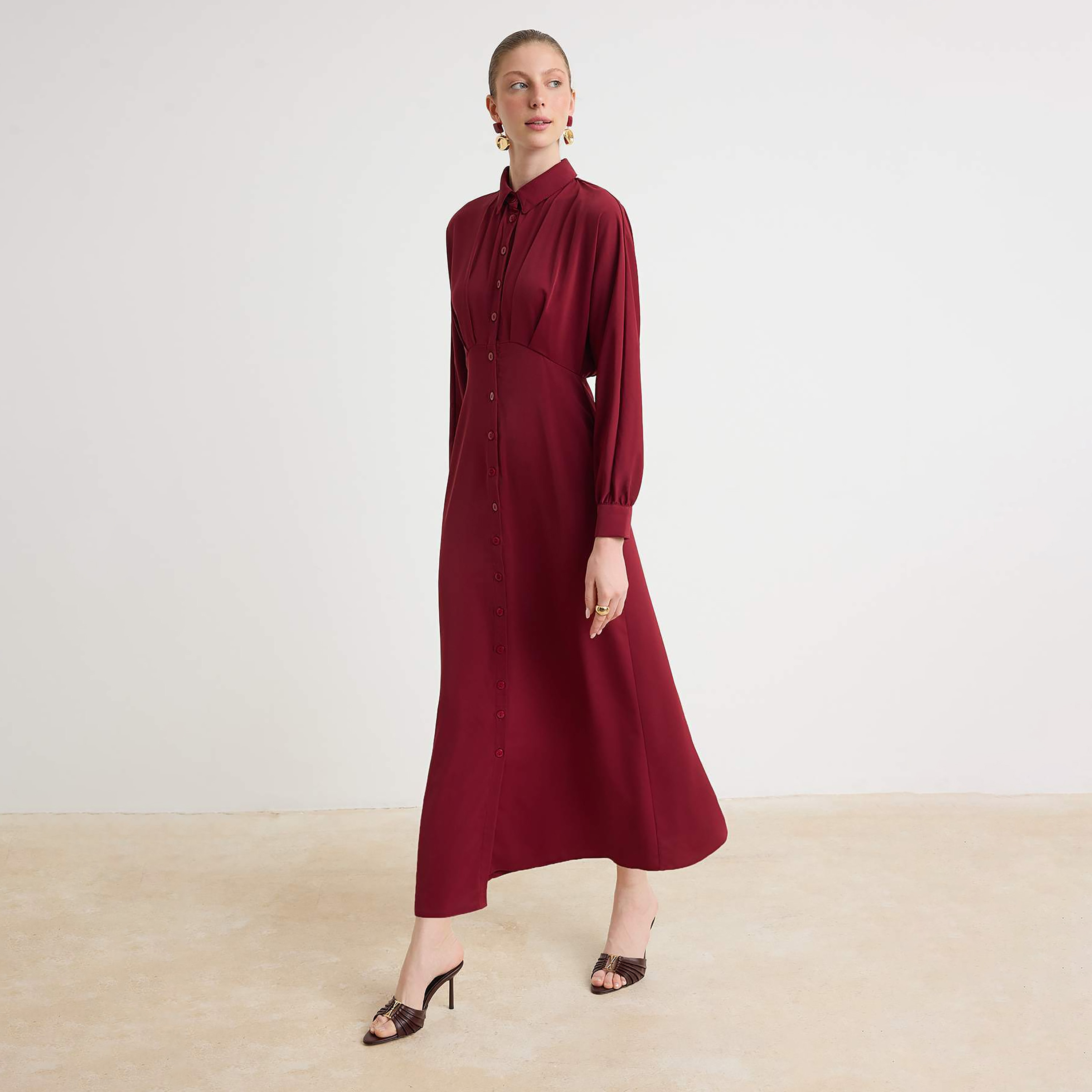 فستان قميص ماكسي حريمي محتشم بليسيه بياقة وأكمام بأساور من ترينديول-women-clothing-dresses-image-1