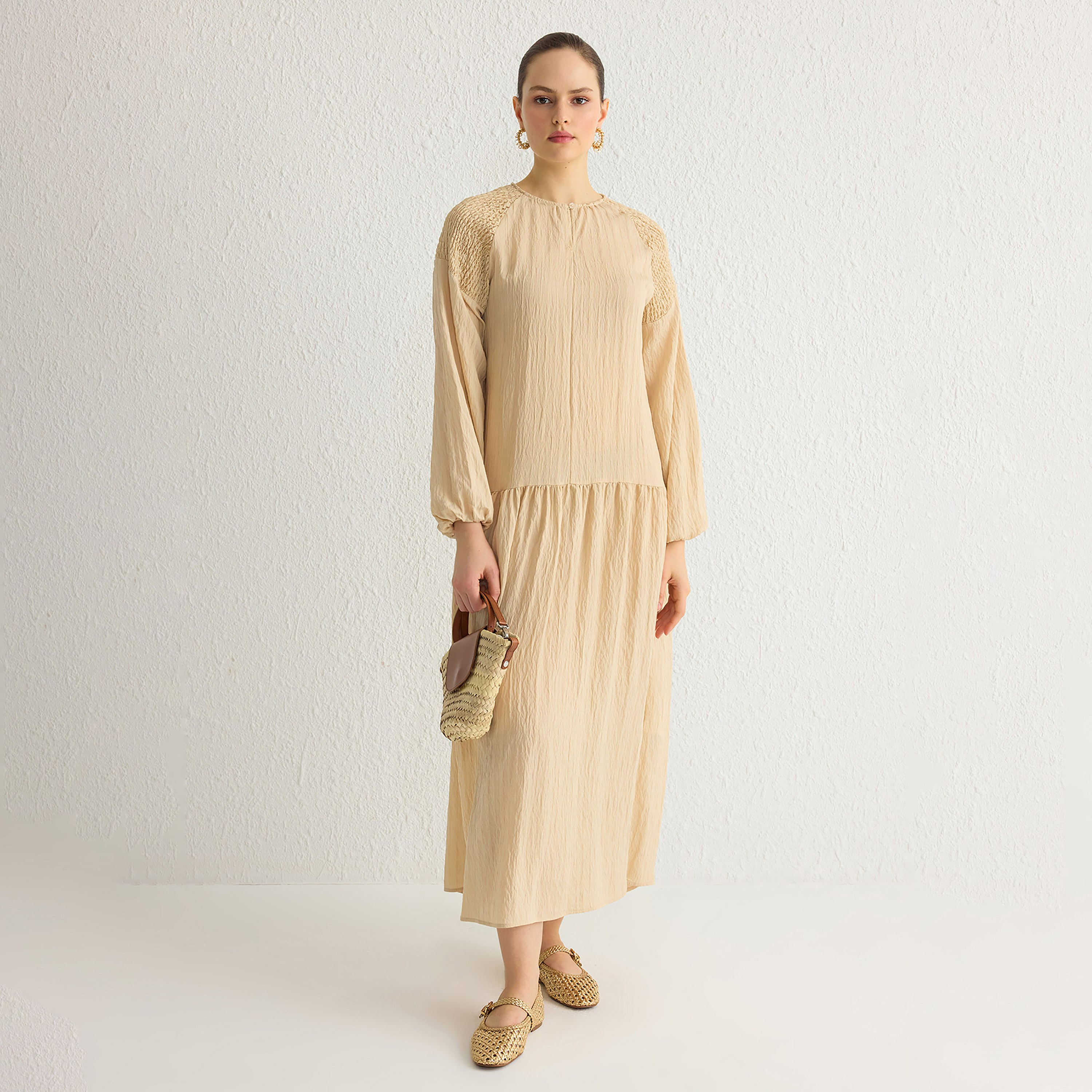 Trendyol Modest Beige Textured Raglan Sleeves Tiered Women's Midi Dress-women-clothing-dresses-image-2
