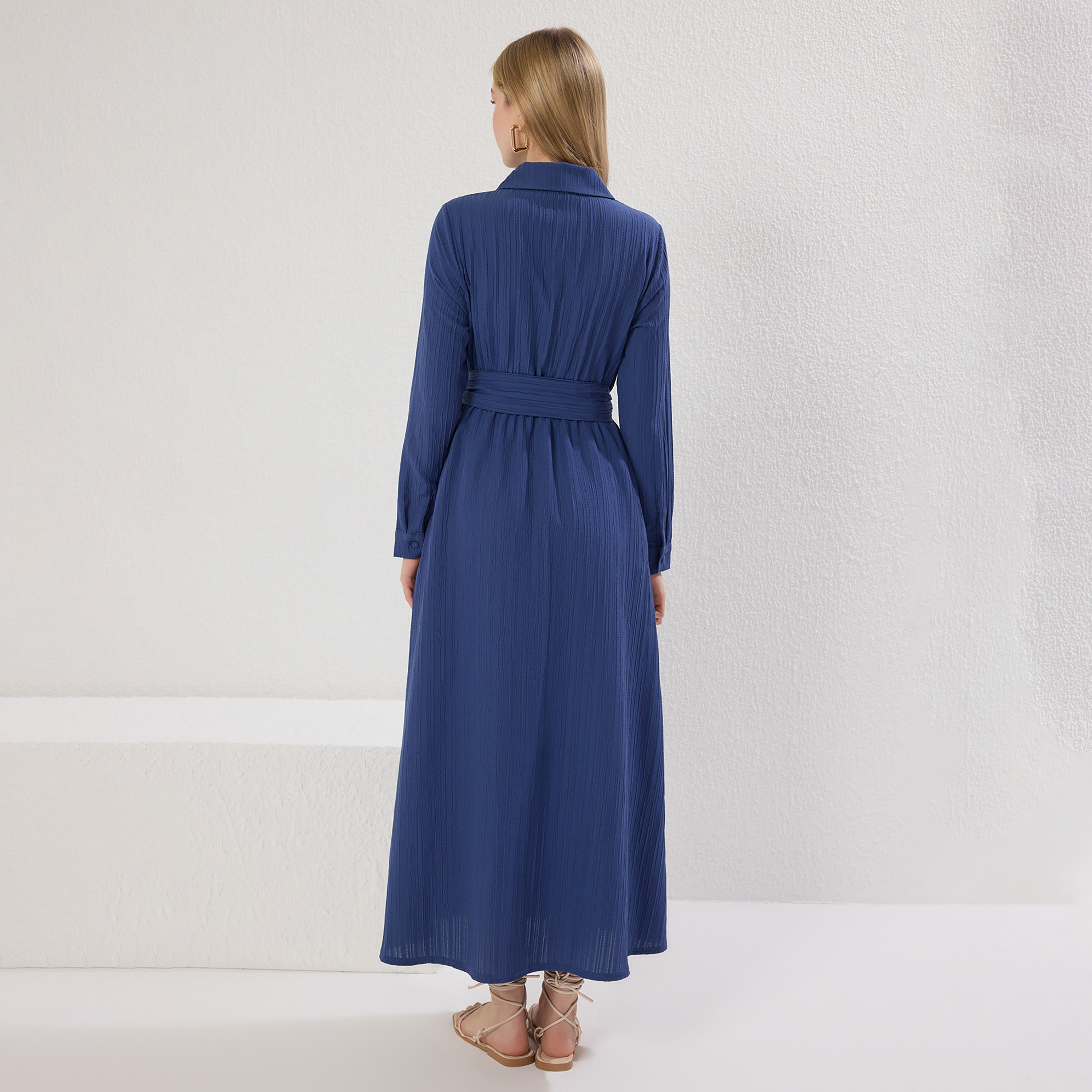 Trendyol Modest Blue Textured Collared Women's Maxi Shirt Dress-women-clothing-dresses-image-3