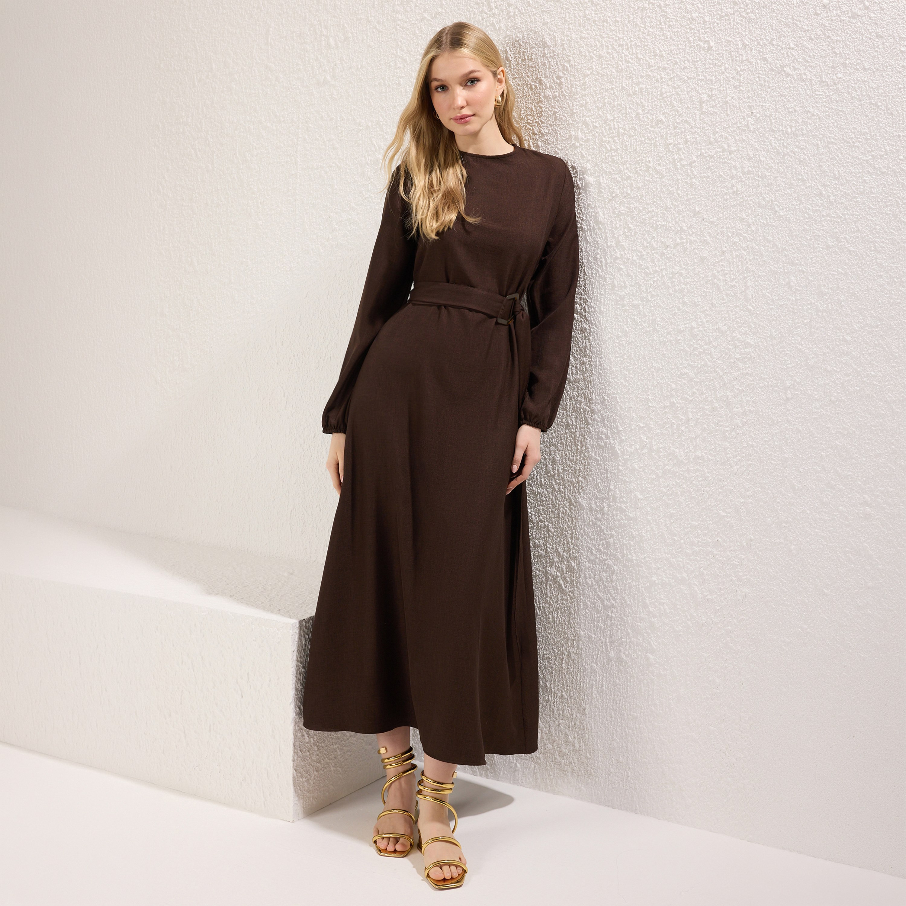 فستان ماكسي حريمي محتشم بأساور مطاطية من ترينديول-women-clothing-dresses-image-1