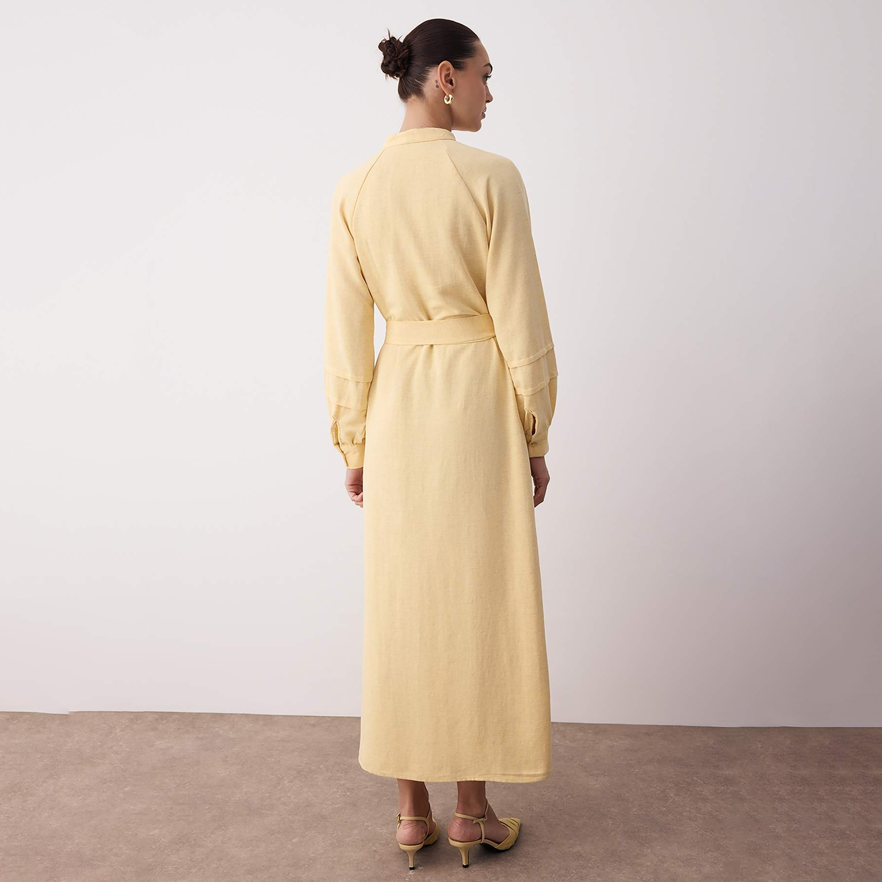 فستان ماكسي حريمي محتشم بياقة ستاند وأكمام رجلان من ترينديول-women-clothing-dresses-image-3