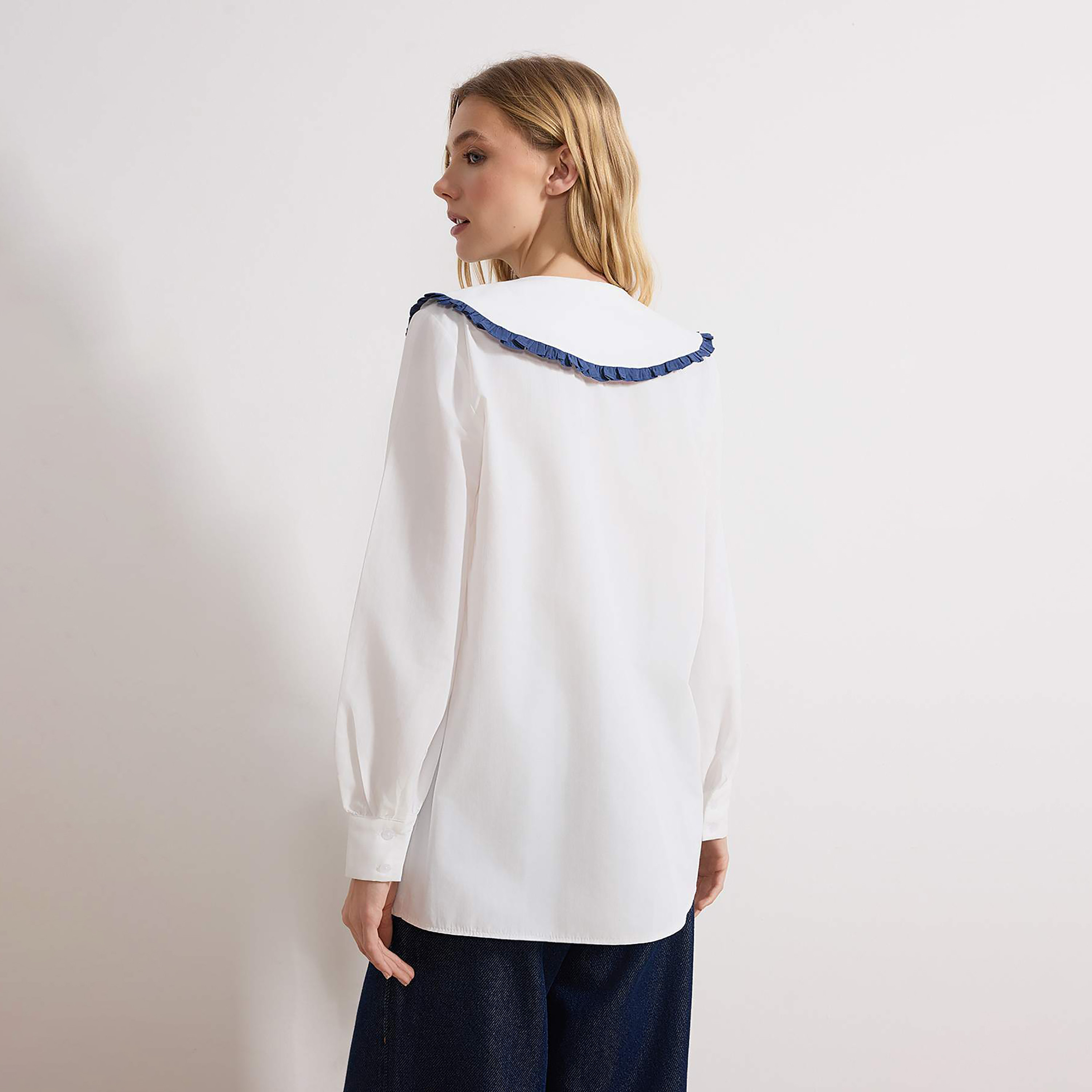 Trendyol Modest White Contrast Trim Peter Pan Collar Women's Shirt-women-clothing-shirtsandblouses-shirts-image-3