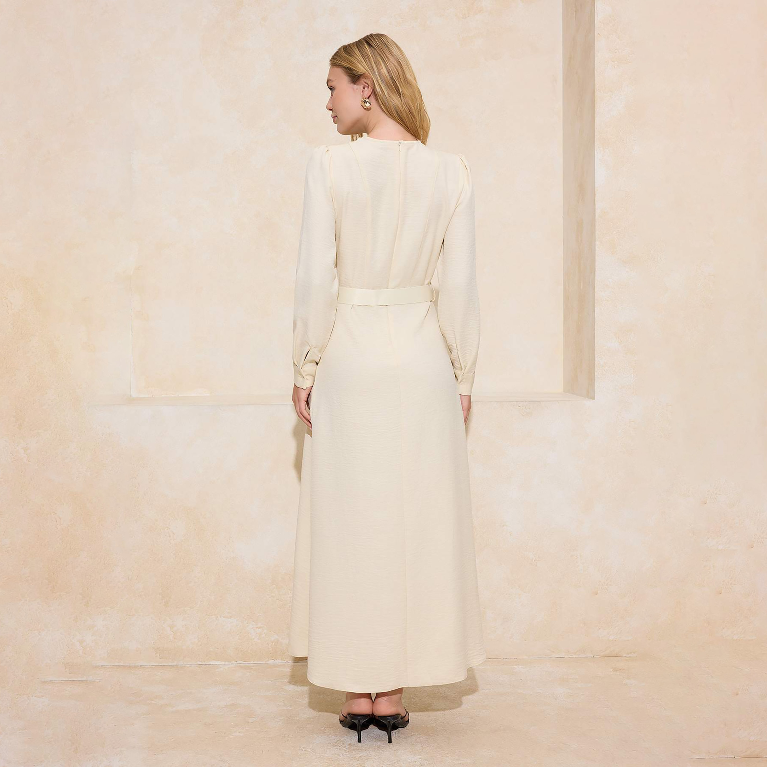 Trendyol Modest White Textured Linen Fit & Flared Women's Maxi Dress-women-clothing-dresses-image-3