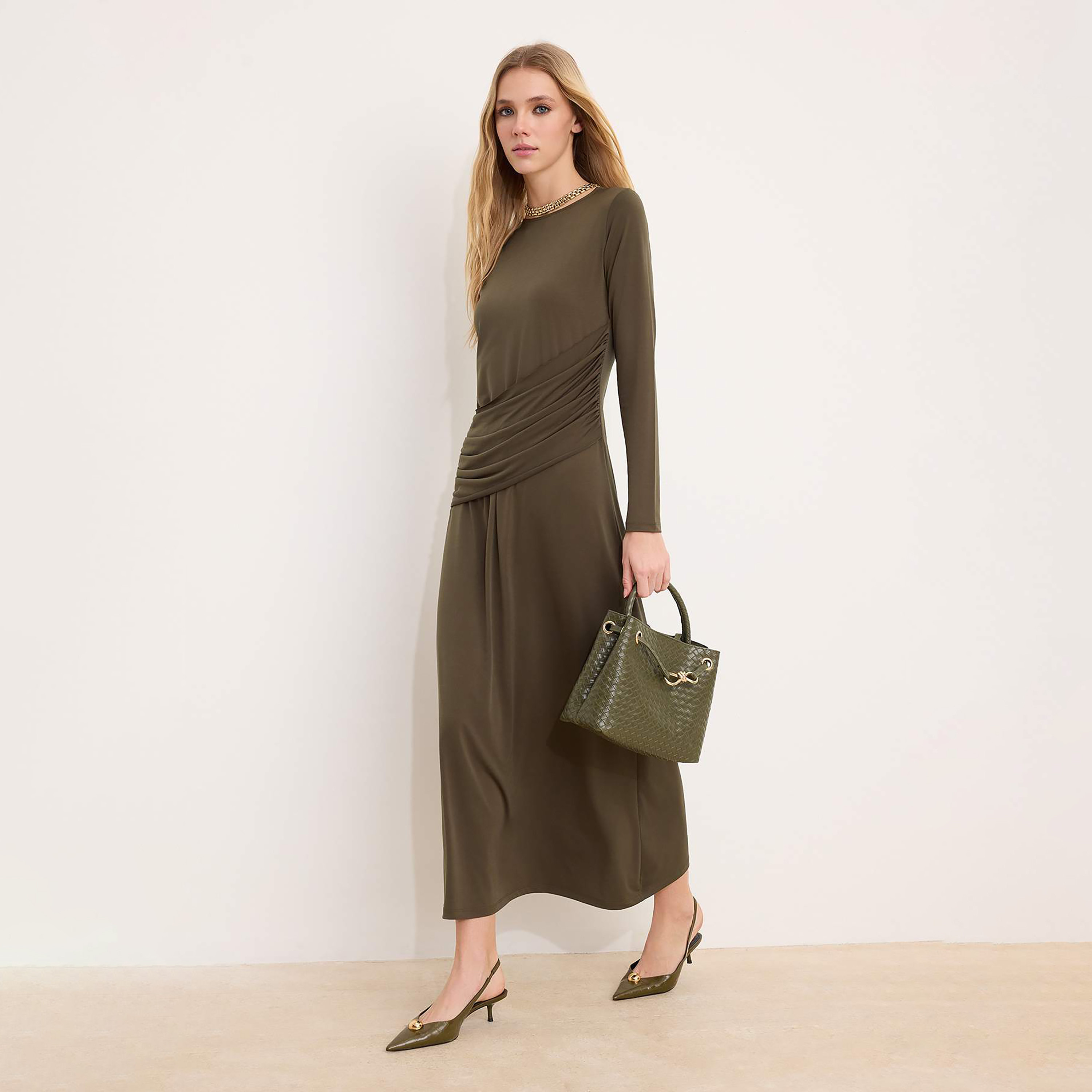 Trendyol Modest Green Drape Detailed Fitted Sleeves Sheath Women's Maxi Dress-women-clothing-dresses-image-2