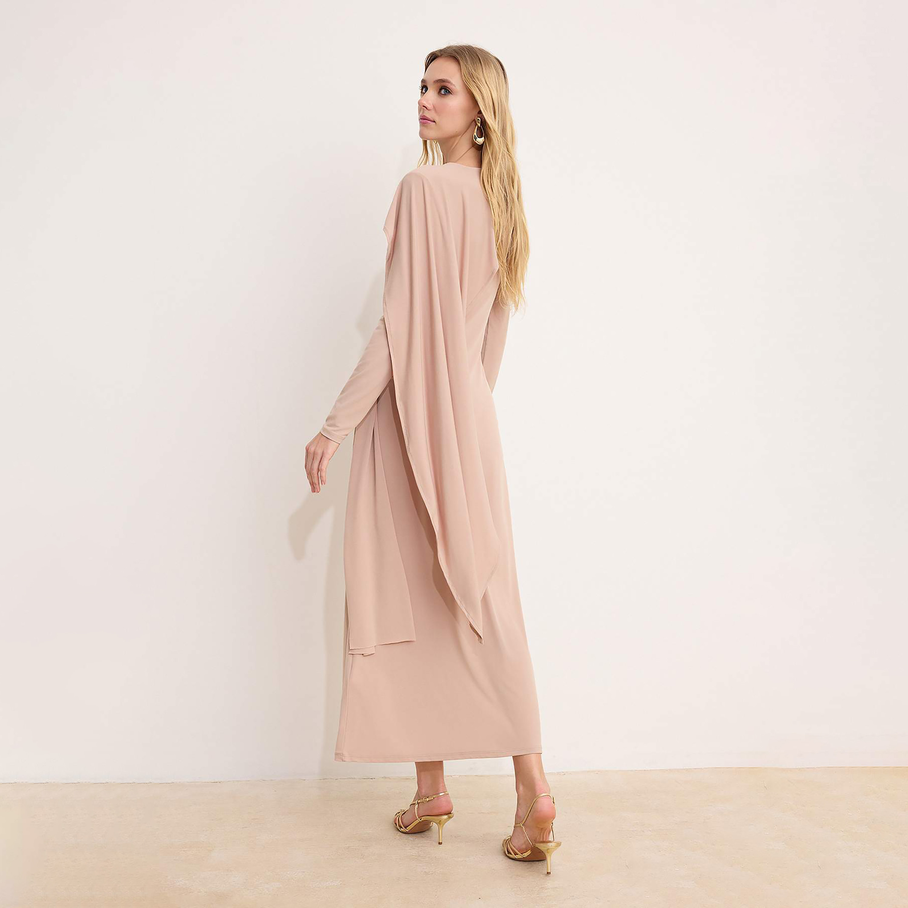 Trendyol Modest Beige Fitted Sleeves Column Evening Women's Maxi Dress-women-clothing-dresses-image-2