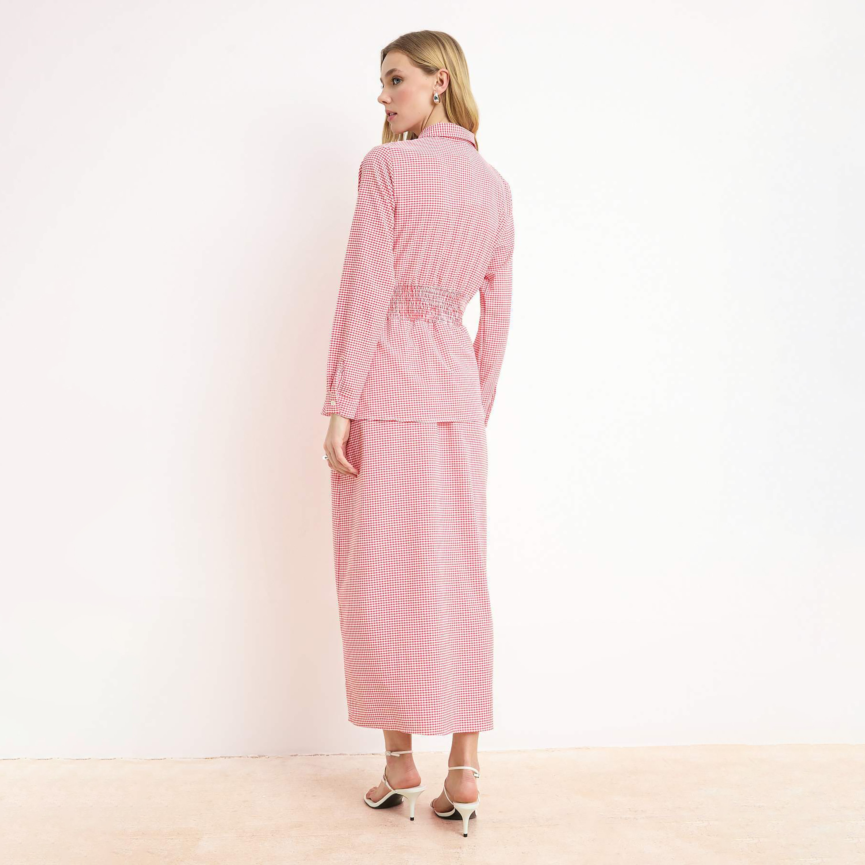 Trendyol Modest Pink Gingham Checked Terrycotton Collared Women's Maxi Peplum Shirt Dress-women-clothing-dresses-image-3