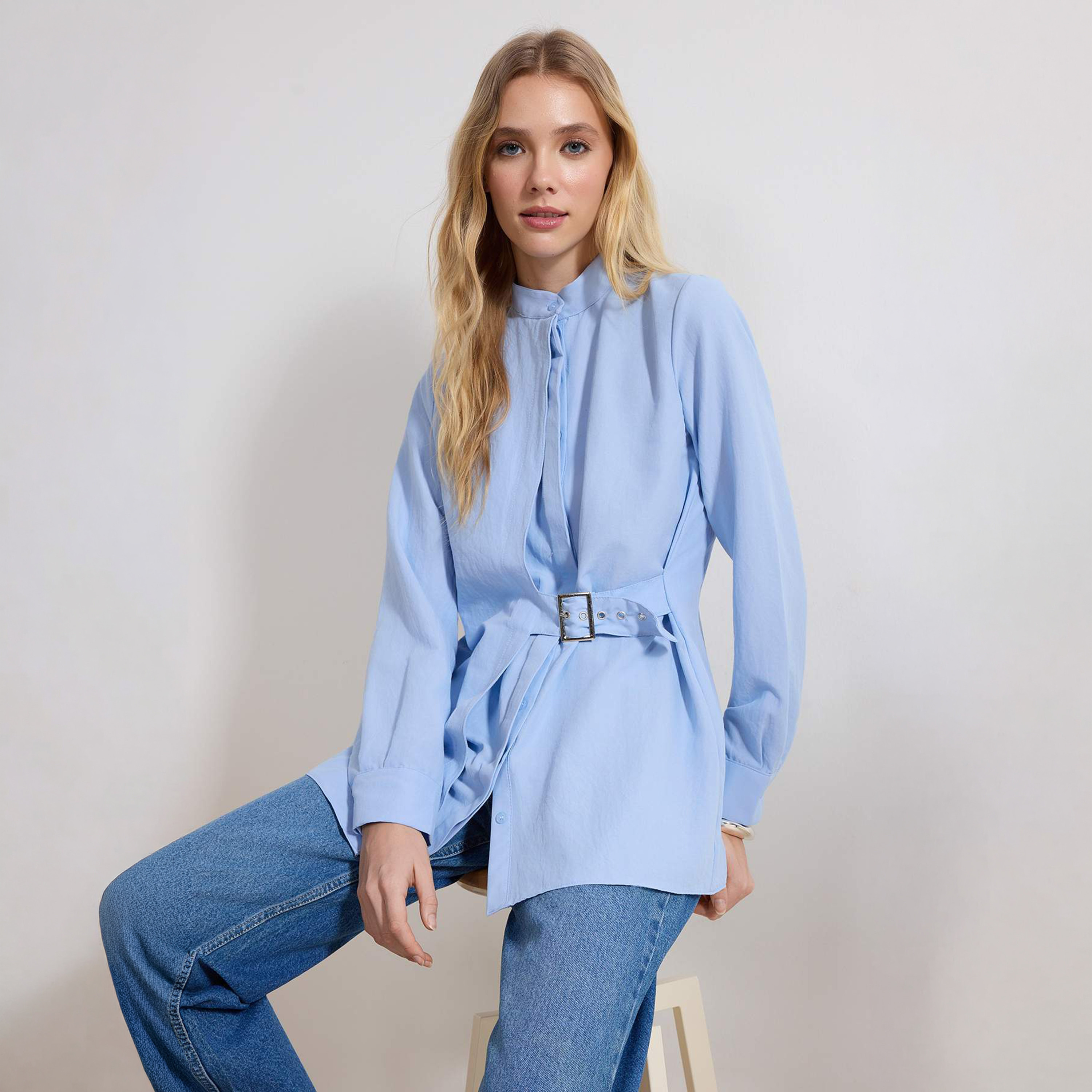 قميص حريمي محتشم أزرق بياقة بأزرار من ترينديول-women-clothing-shirtsandblouses-shirts-image-1