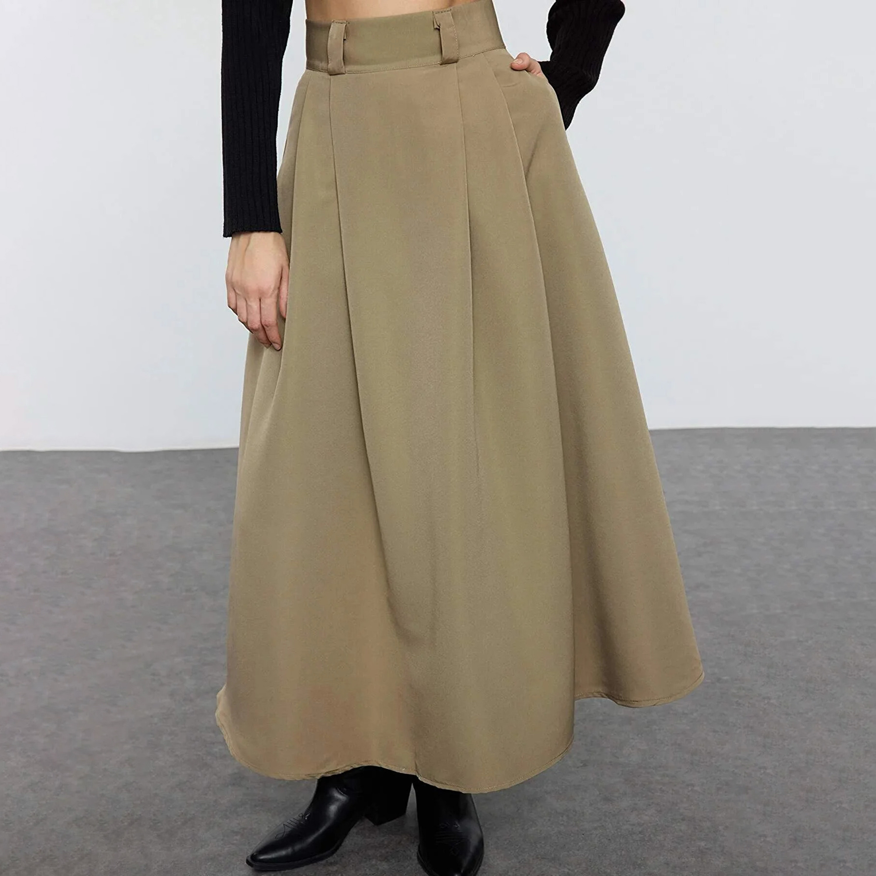 تنورة ماكسي خضراء واسعة مطوية للنساء-women-clothing-skirts-image-5