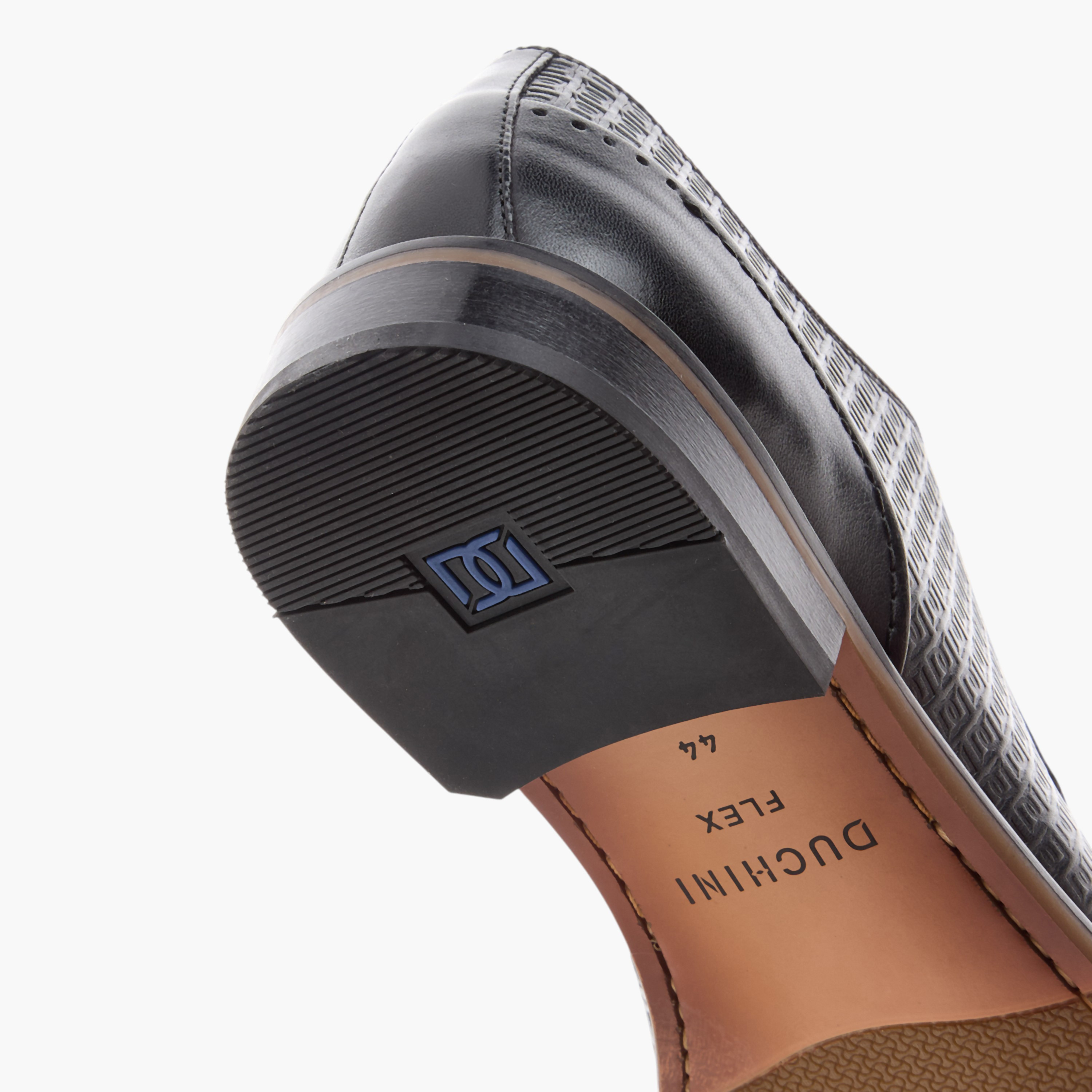 Duchini Men's Textured Derby Shoes with Lace-Up Closure-men-shoes-formalshoes-image-5