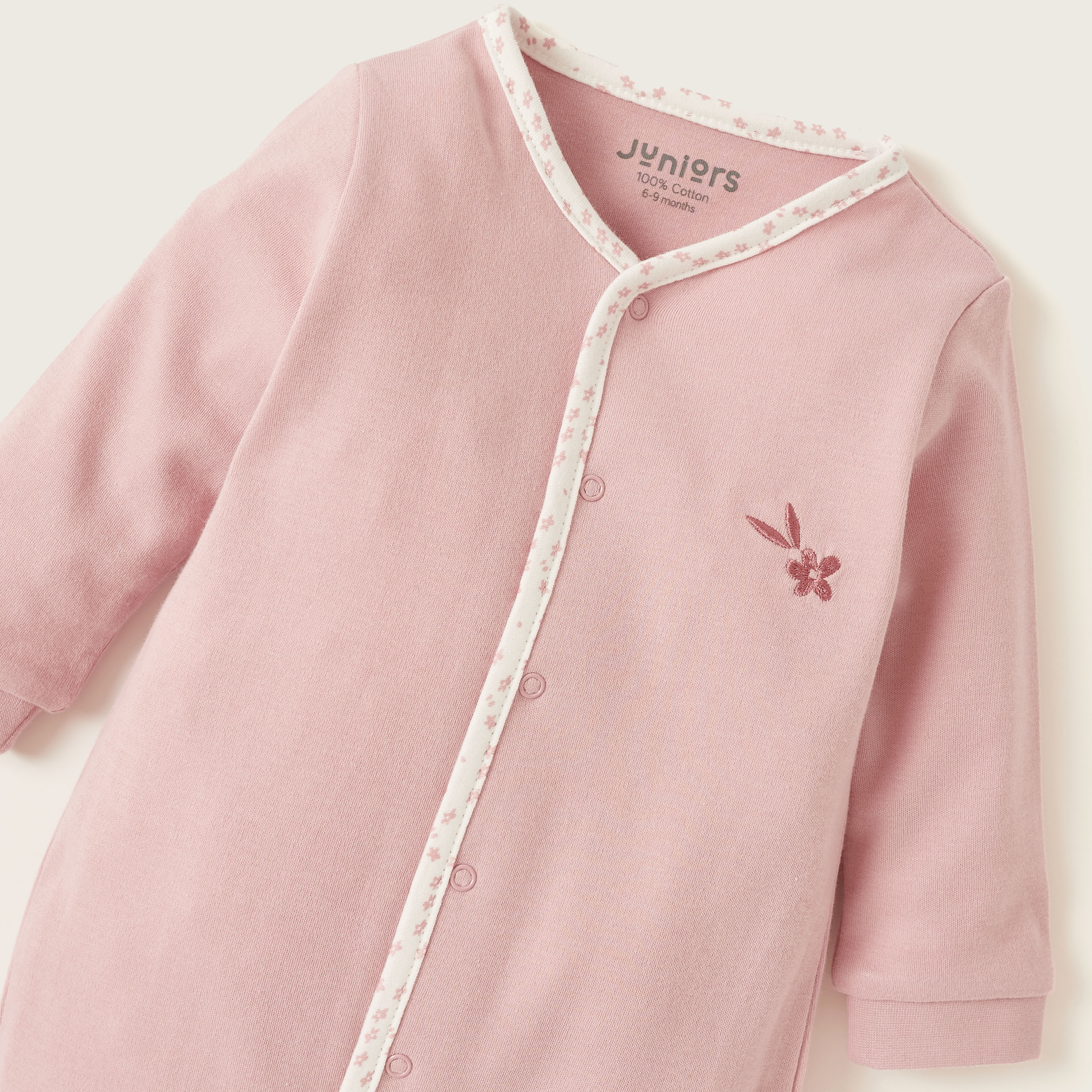 بدلة نوم سادة بأكمام طويلة وتطريز زهور من جونيورز-baby-girls-clothing-nightwear-sleepsuits-image-2