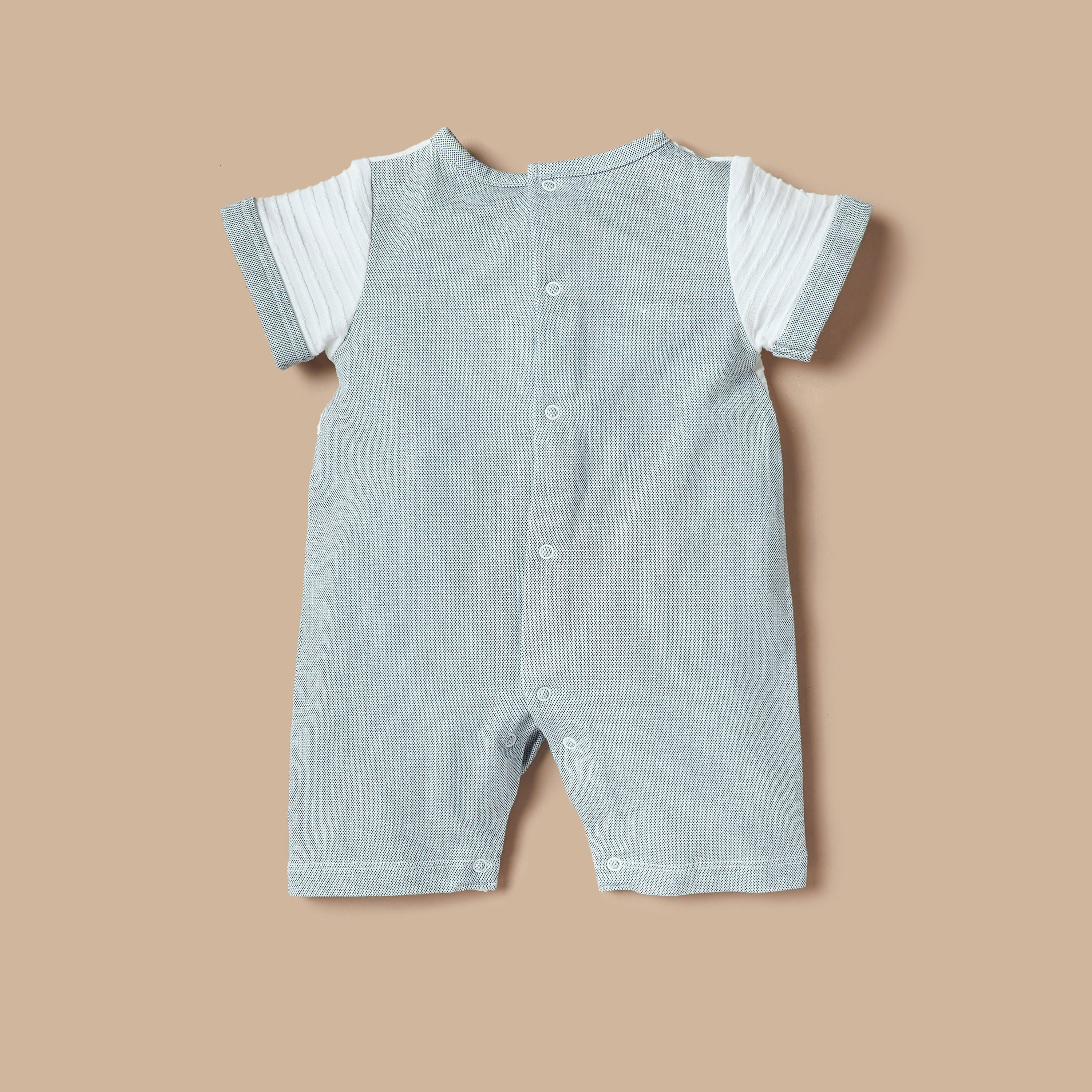 أفرول مطرز بأكمام قصيرة وأزرار إغلاق من جيجلز-baby-boys-clothing-rompers-image-2