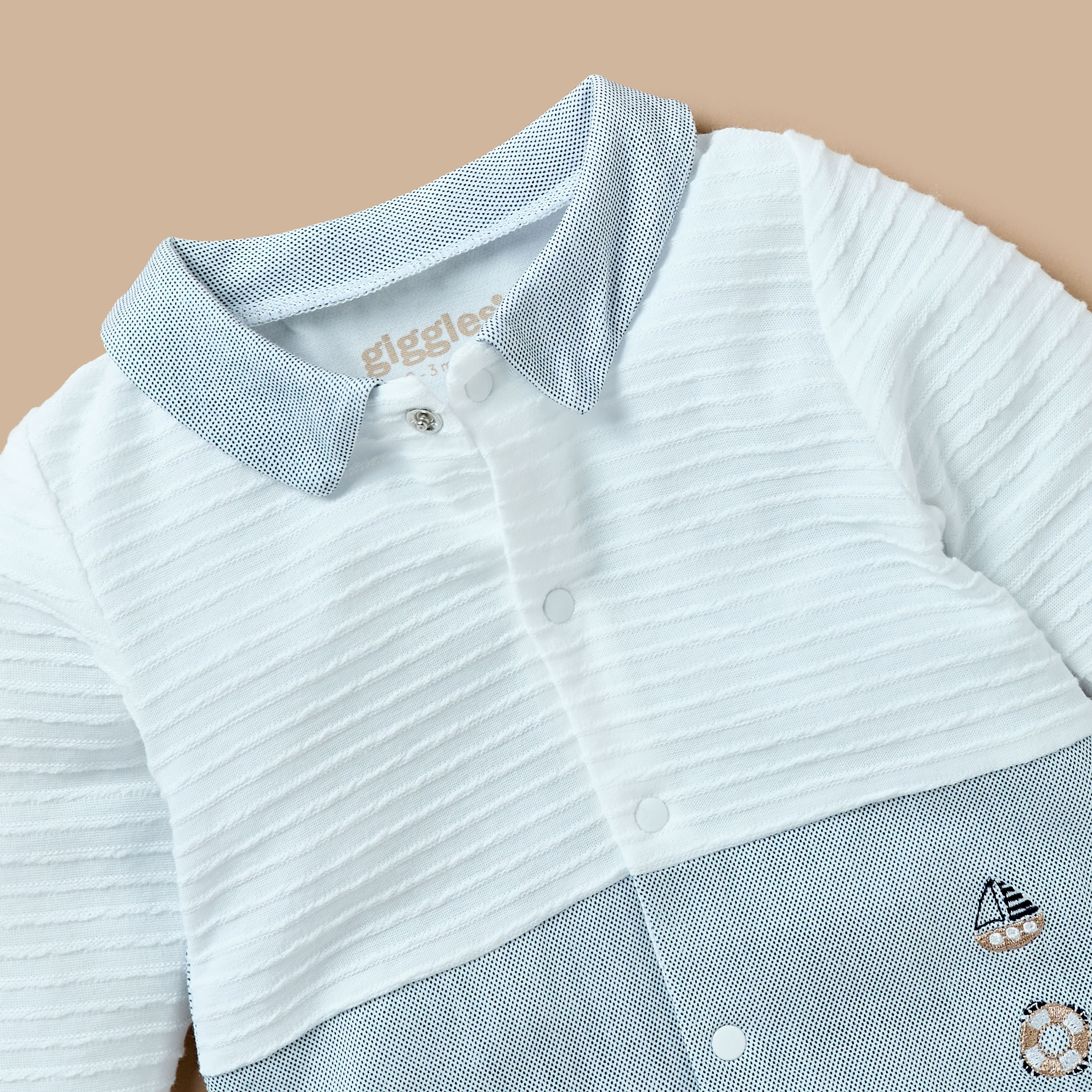 Giggles Embroidered Sleepsuit with Button Closure and Collared Neckline-baby-boys-clothing-nightwear-sleepsuits-image-3