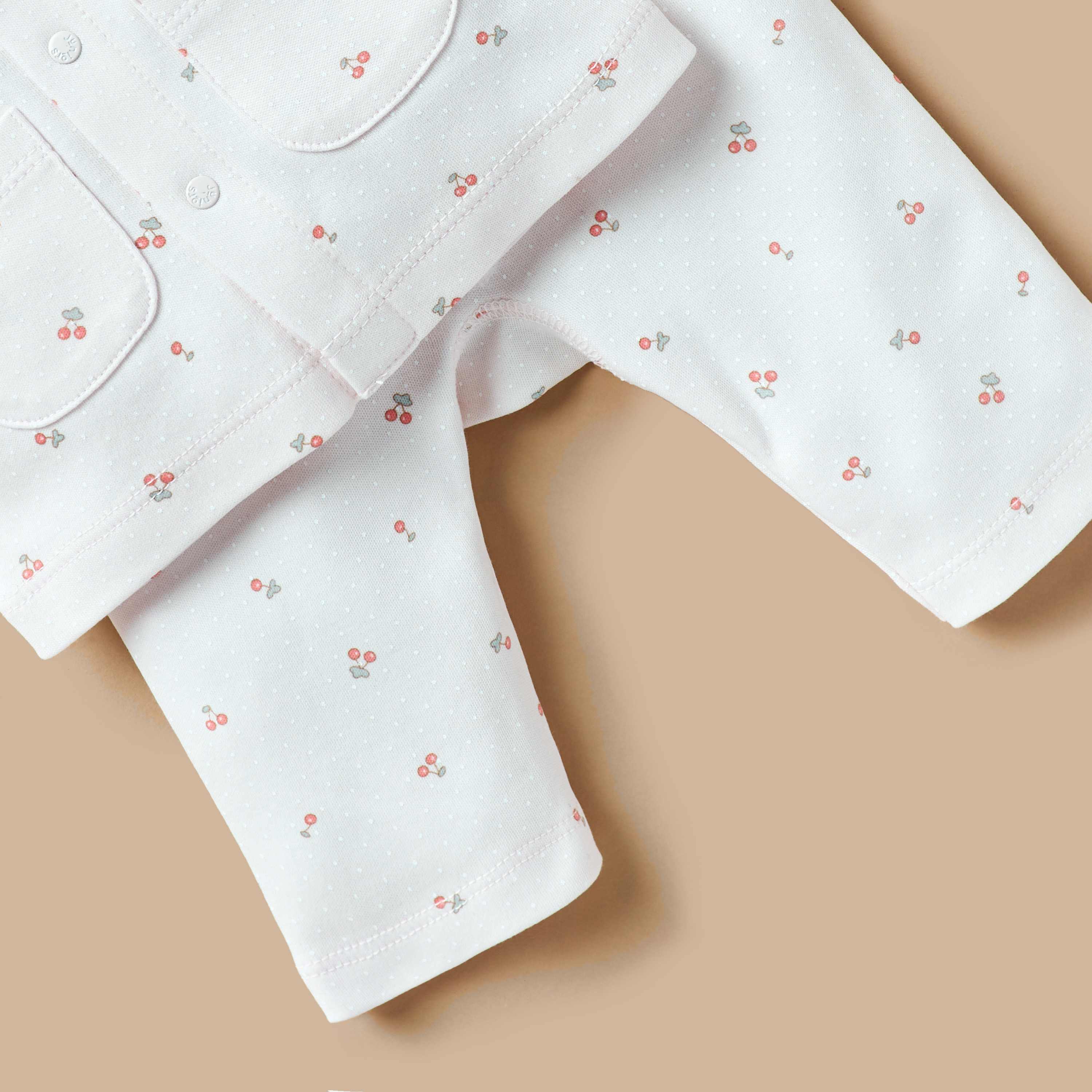 طقم بنطلون بيجاما وتيشيرت بطبعات كرز من جونيورز-baby-girls-clothing-nightwear-pyjamasets-image-5