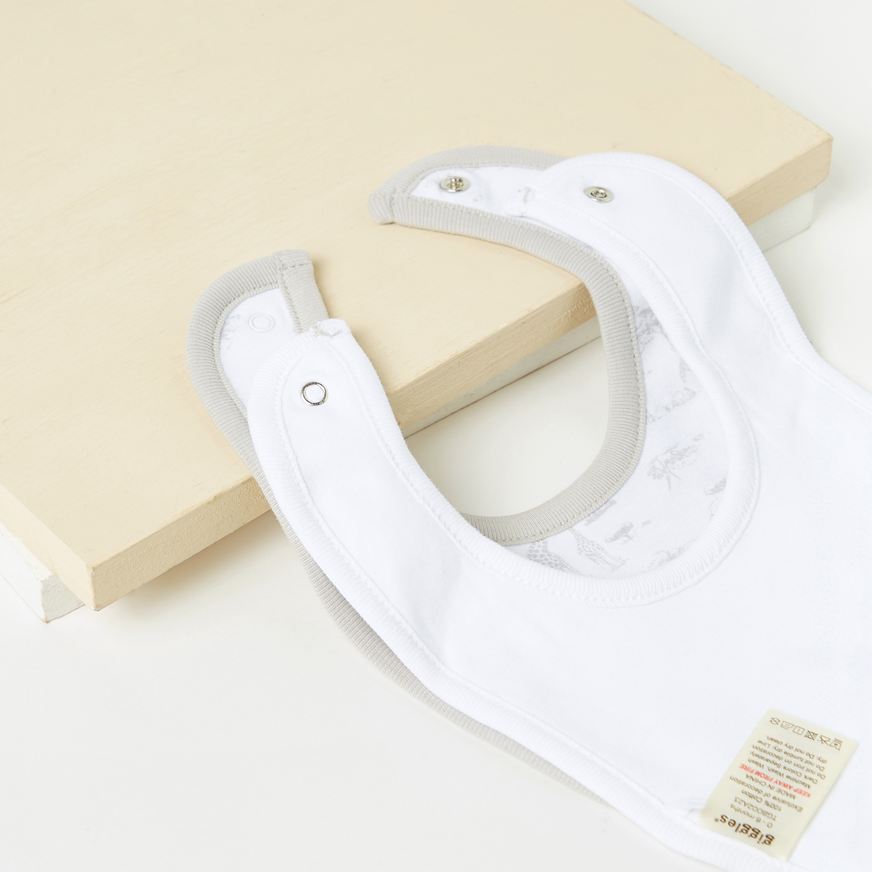 Giggles Printed Bib with Snap Button Closure - Set of 2-baby-feeding-bibs-image-3