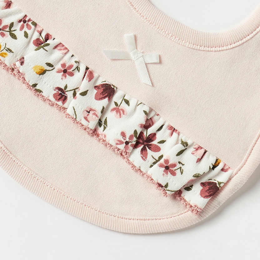 Juniors Floral Print Bib with Ruffle Detail and Snap Button Closure-Bibs and Burp Cloths-image-3