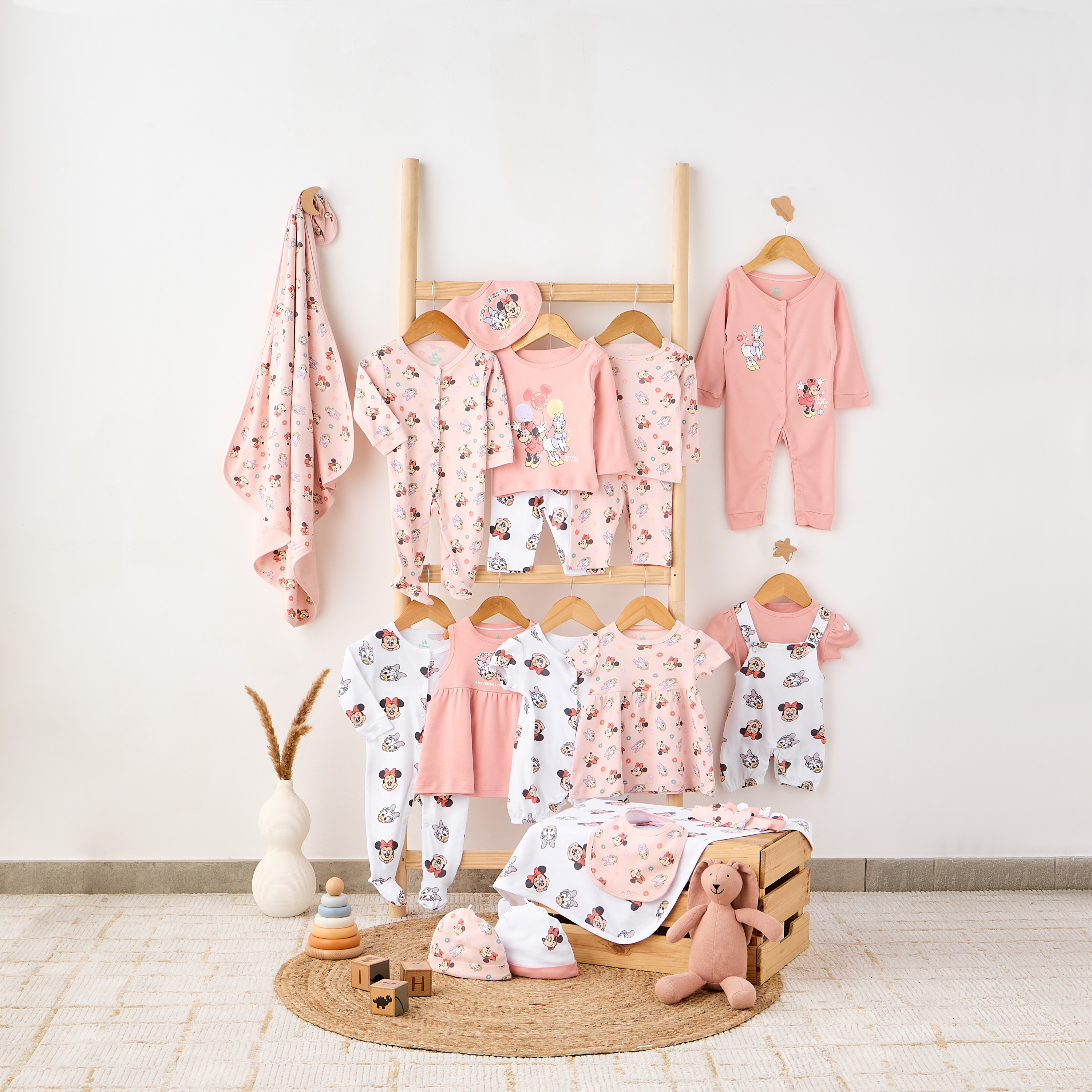 طقم قبعة بيني بطبعات ميني ماوس من ديزني - قطعتين-baby-girls-accessories-caps-image-7
