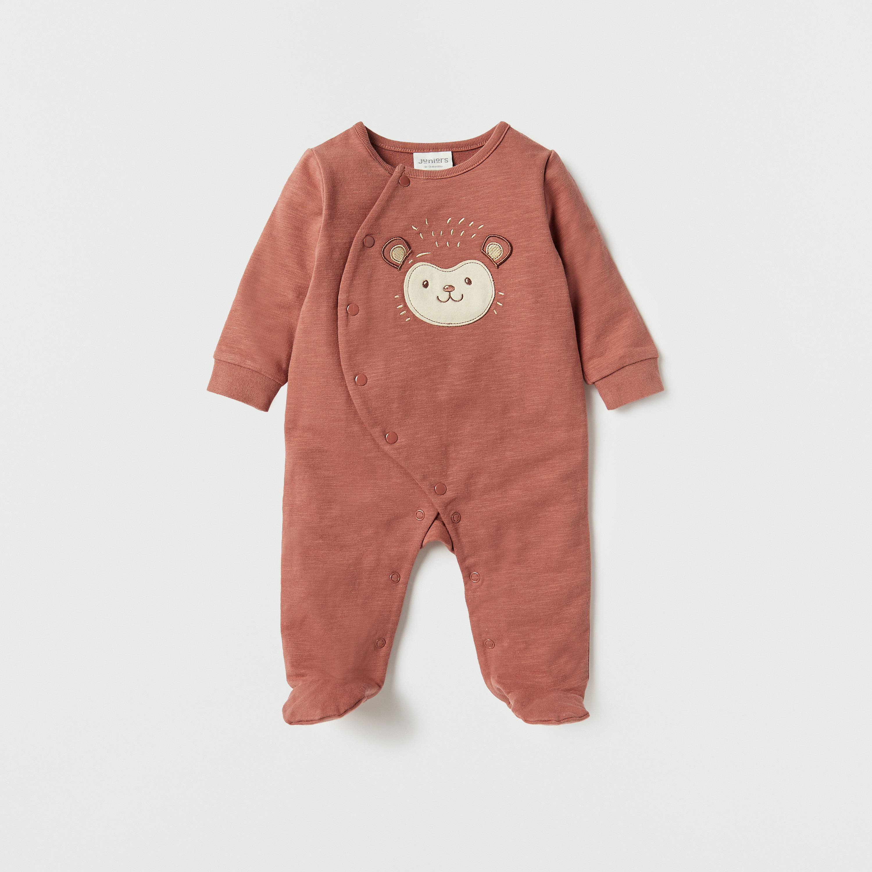 بدلة نوم بأكمام طويلة وأزرار إغلاق كبّاسة وزخارف وجه دب من جونيورز-baby-boys-clothing-nightwear-sleepsuits-image-1