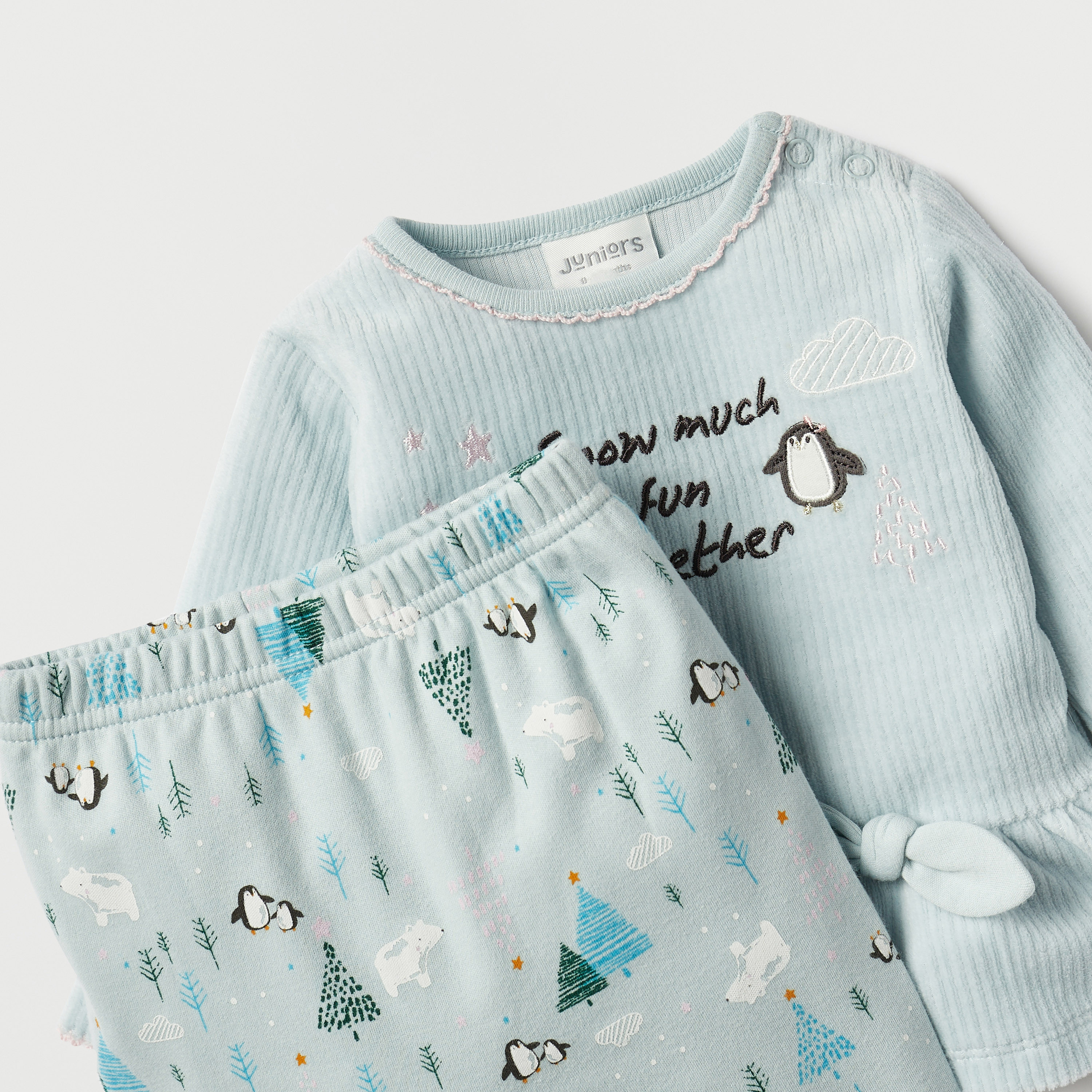 Juniors Penguin Embroidered Long Sleeves T-shirt and Elasticated Pyjama Set-baby-girls-clothing-nightwear-pyjamasets-image-4