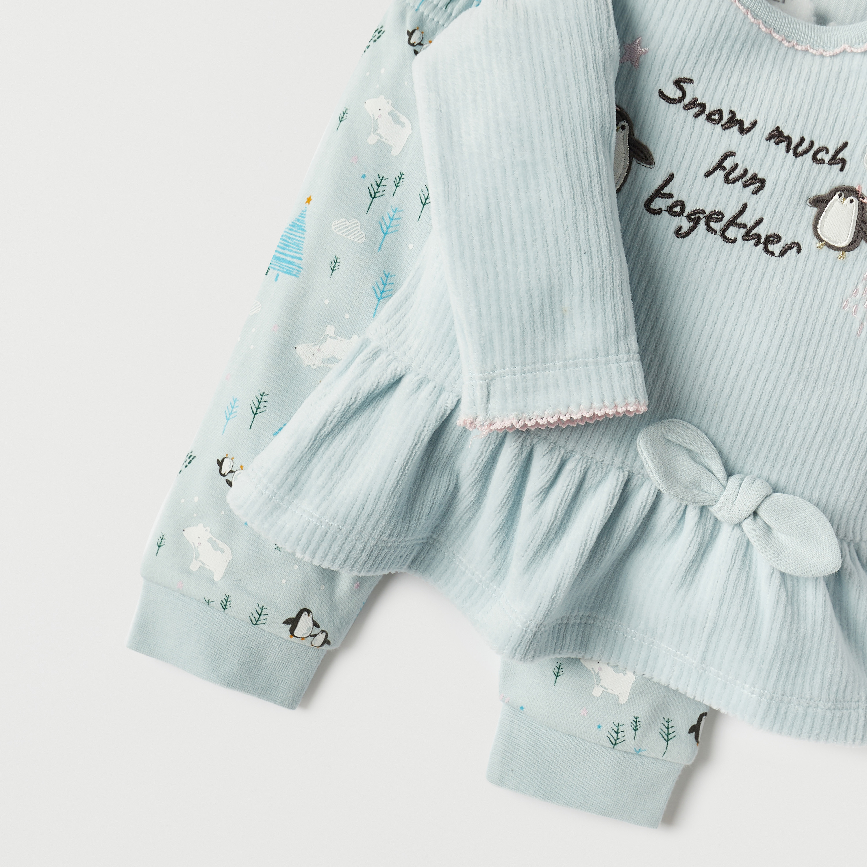 Juniors Penguin Embroidered Long Sleeves T-shirt and Elasticated Pyjama Set-baby-girls-clothing-nightwear-pyjamasets-image-5