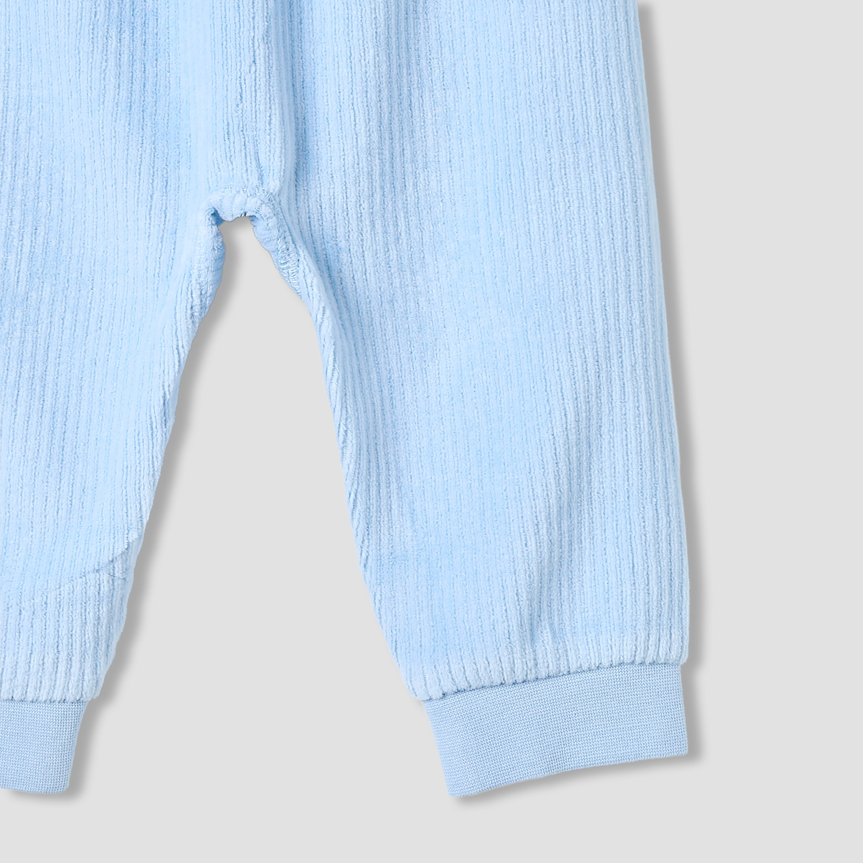 طقم بيجاما مطرز بياقة مستديرة وأكمام طويلة من جونيورز-baby-boys-clothing-winterwear-setsandcoords-image-1