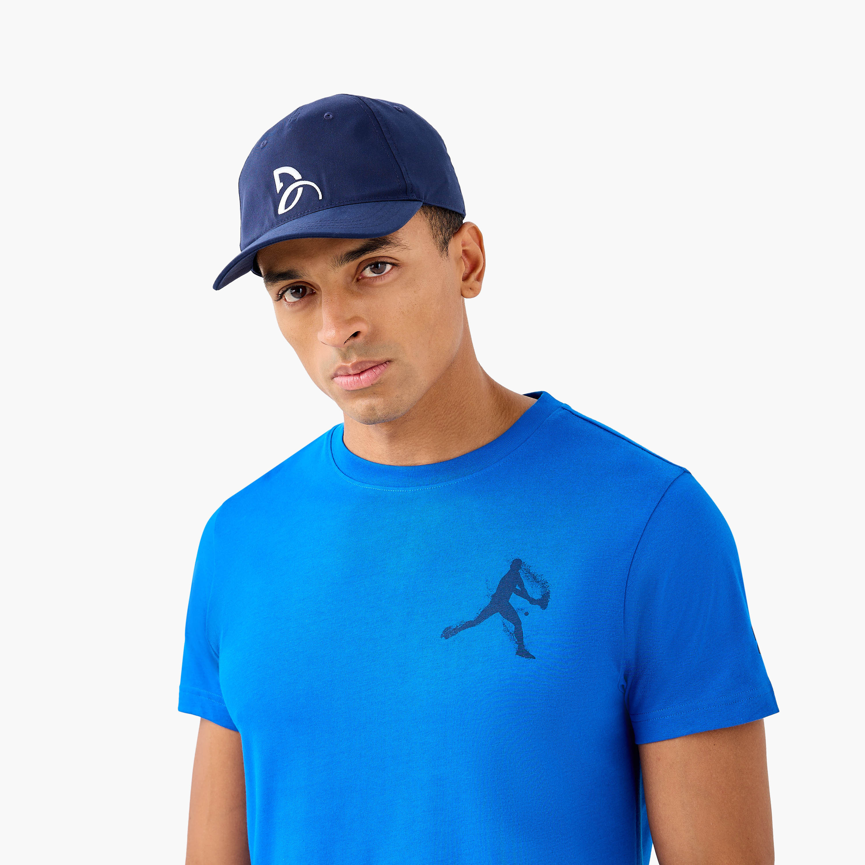 تيشيرت بياقة ضيقة وأكمام قصيرة وطبعات شعار من لاكوست-men-clothing-tshirtsandpolos-tshirts-image-4