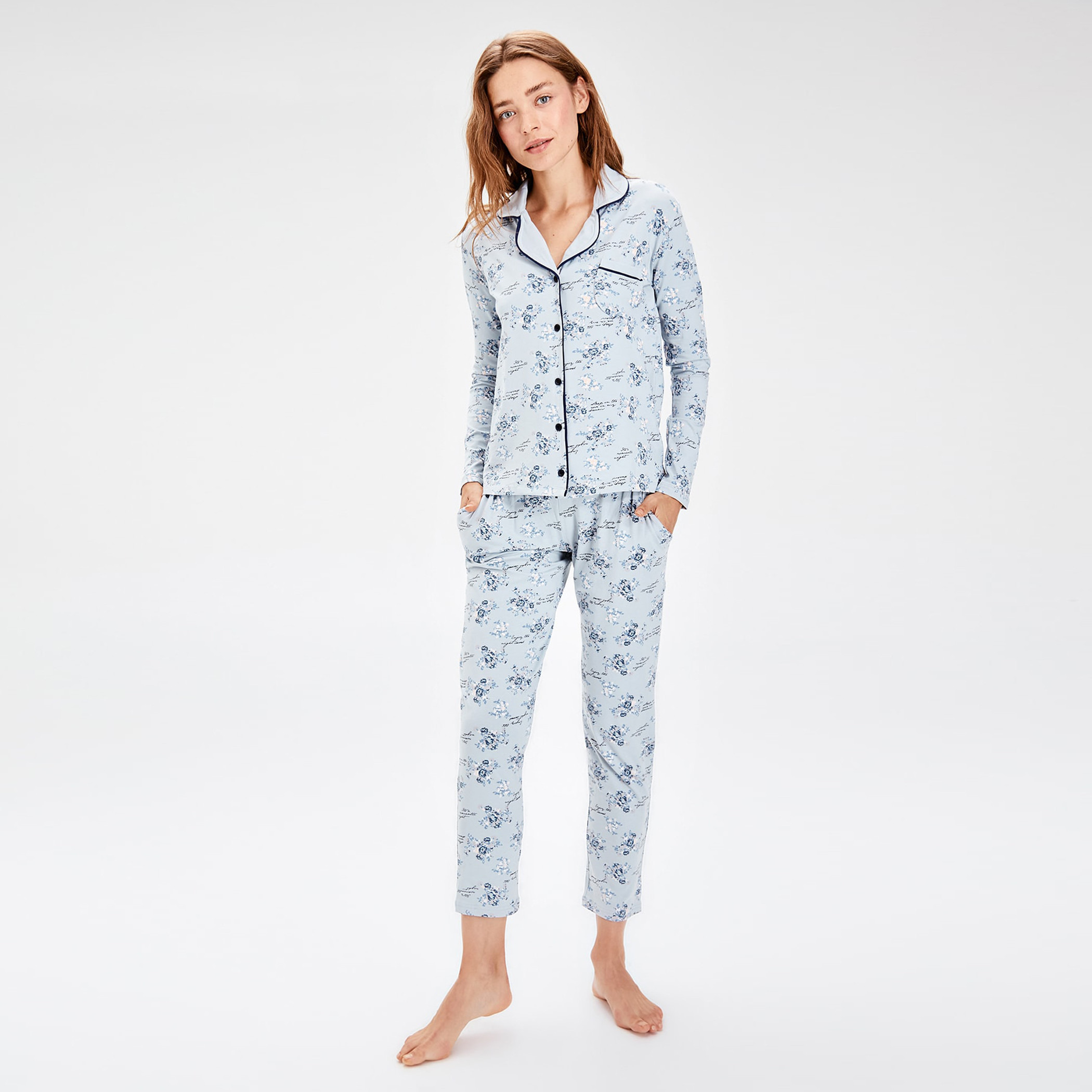 طقم بيجاما بطبعات من ترينديول-women-clothing-nightwear-pyjamas-longsets-image-3