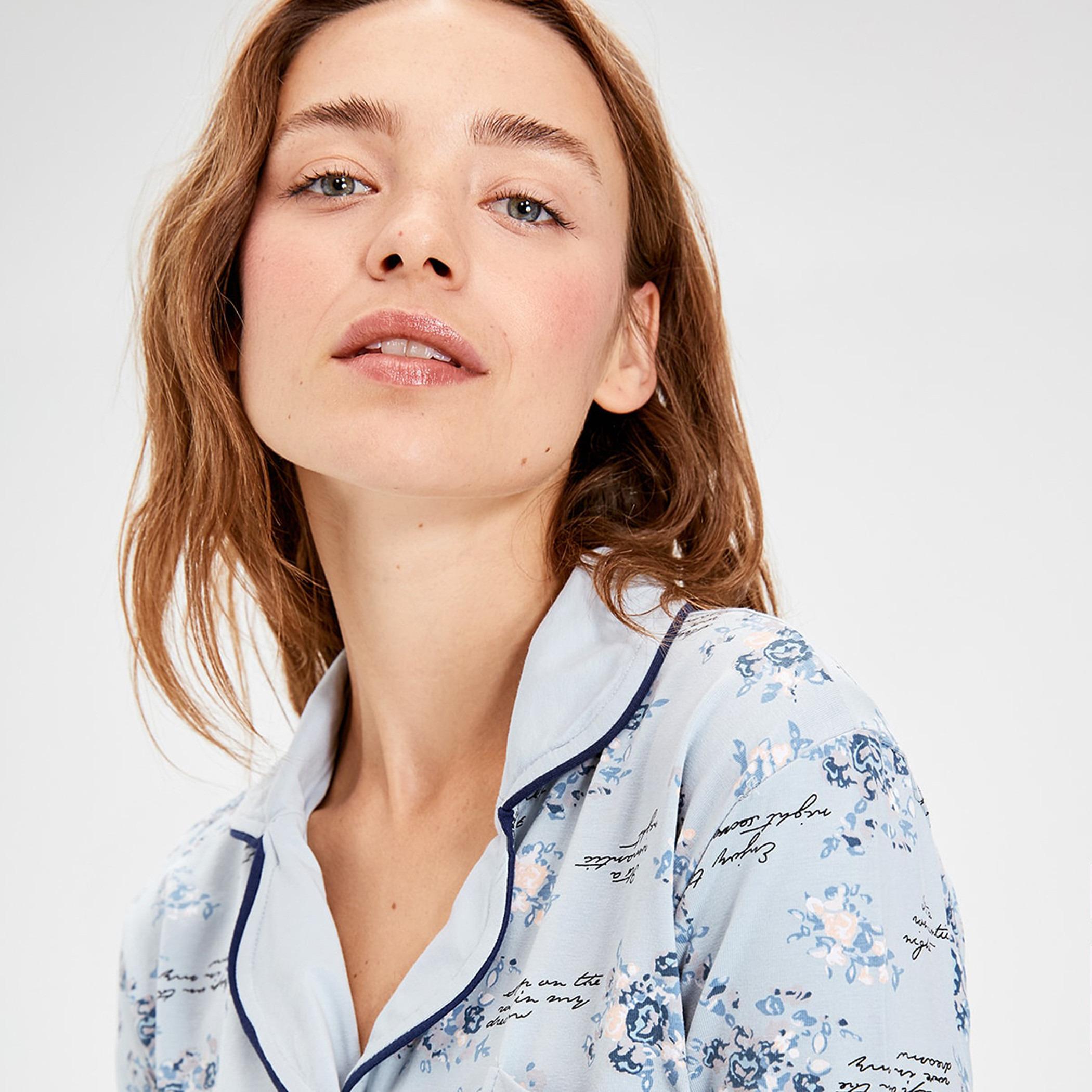 Trendyol Printed Pyjama Set-women-clothing-nightwear-pyjamas-longsets-image-4