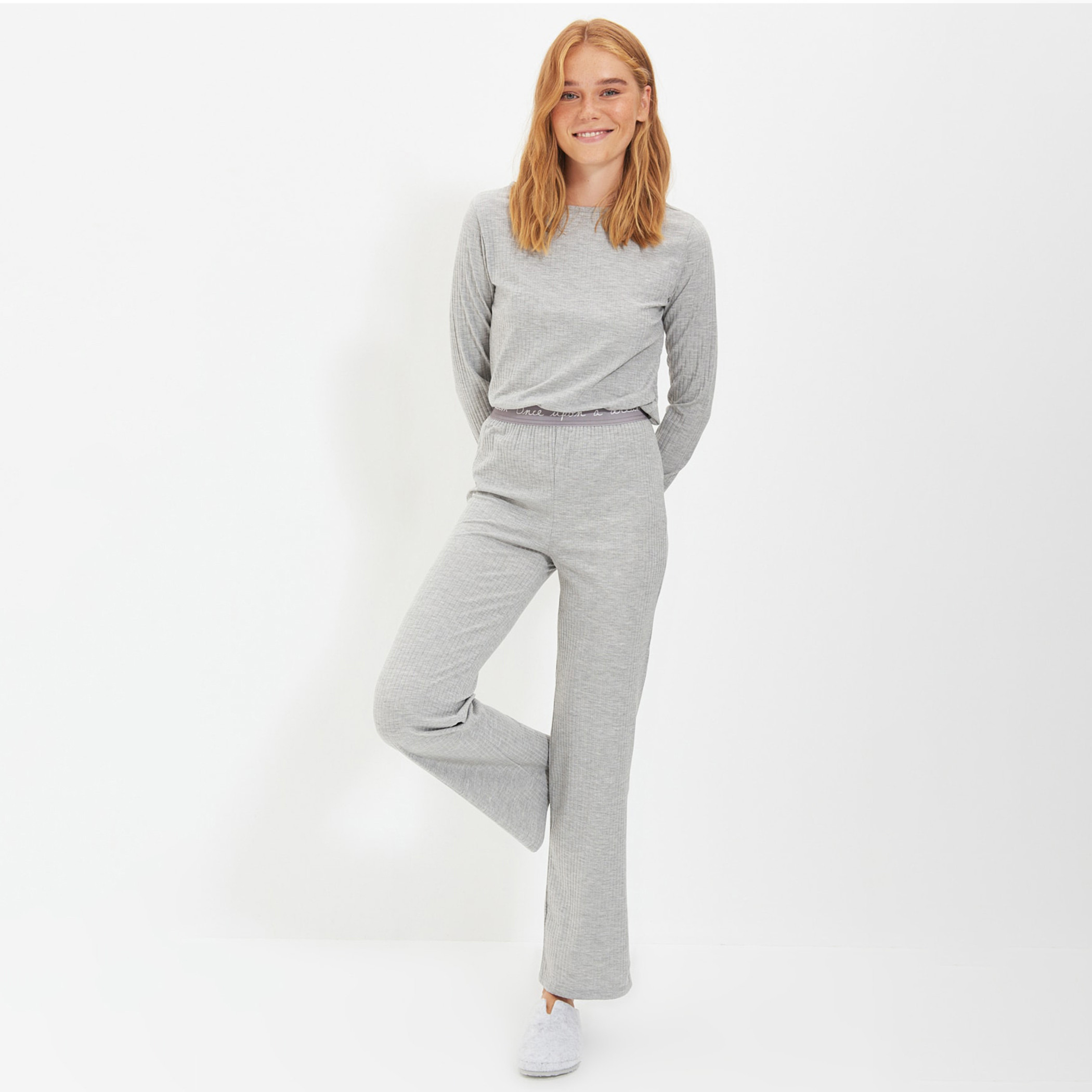 ترينديول رمادي  طقم  بيجاما -women-clothing-nightwear-pyjamas-longsets-image-2