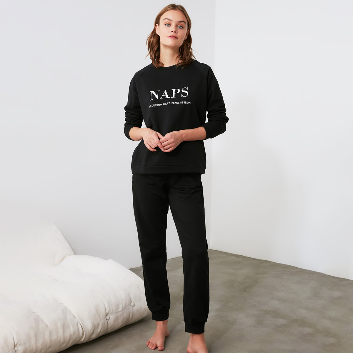 ترينديول أسود لباس نوم-women-clothing-nightwear-pyjamas-longsets-image-1