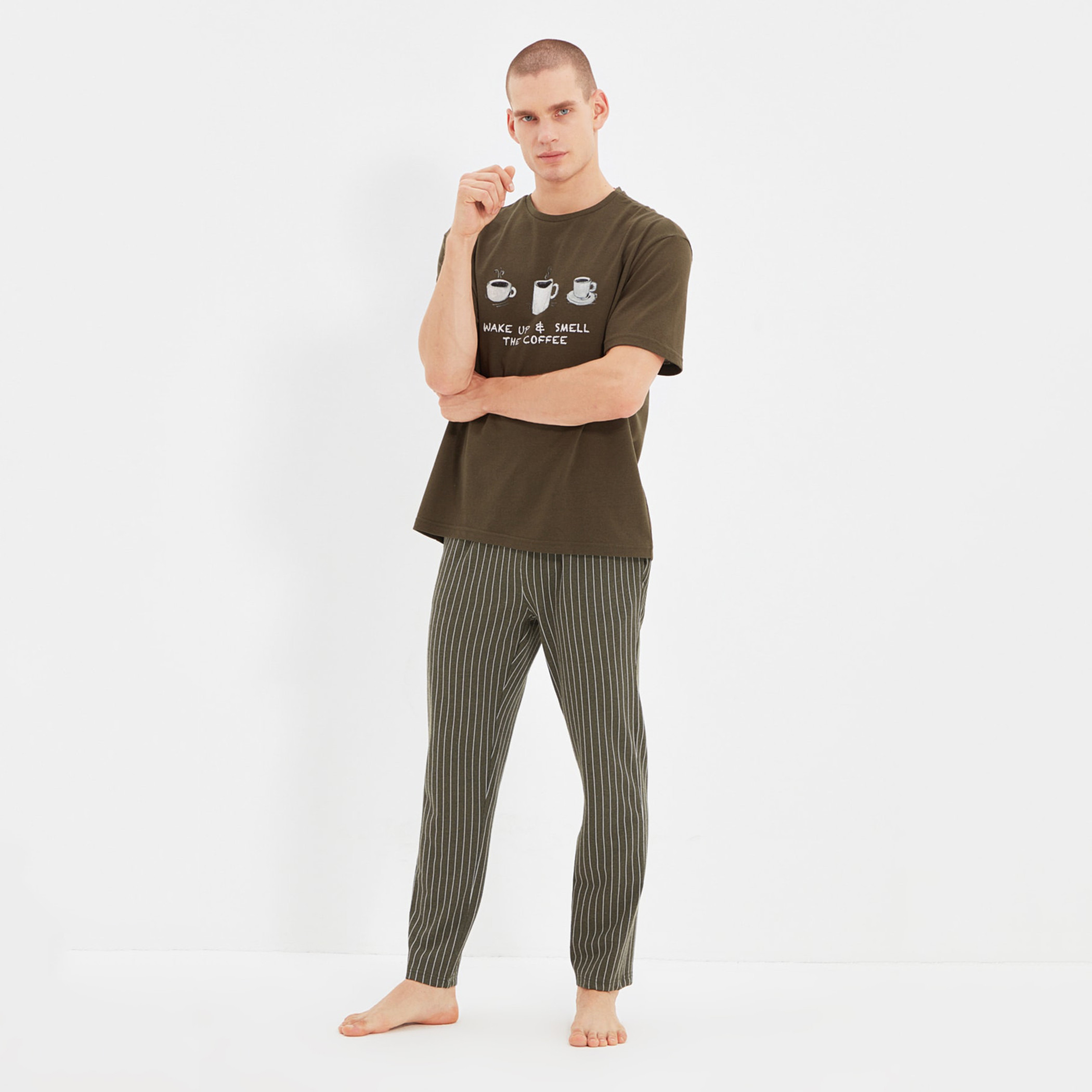 ترينديول أخضر لباس نوم-men-clothing-nightwear-sets-image-3