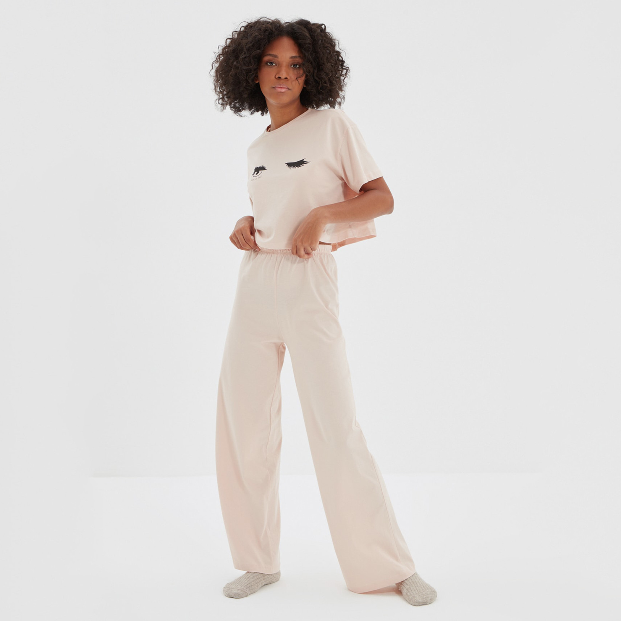 ترينديول لون القرنفل لباس نوم-women-clothing-nightwear-pyjamas-longsets-image-1