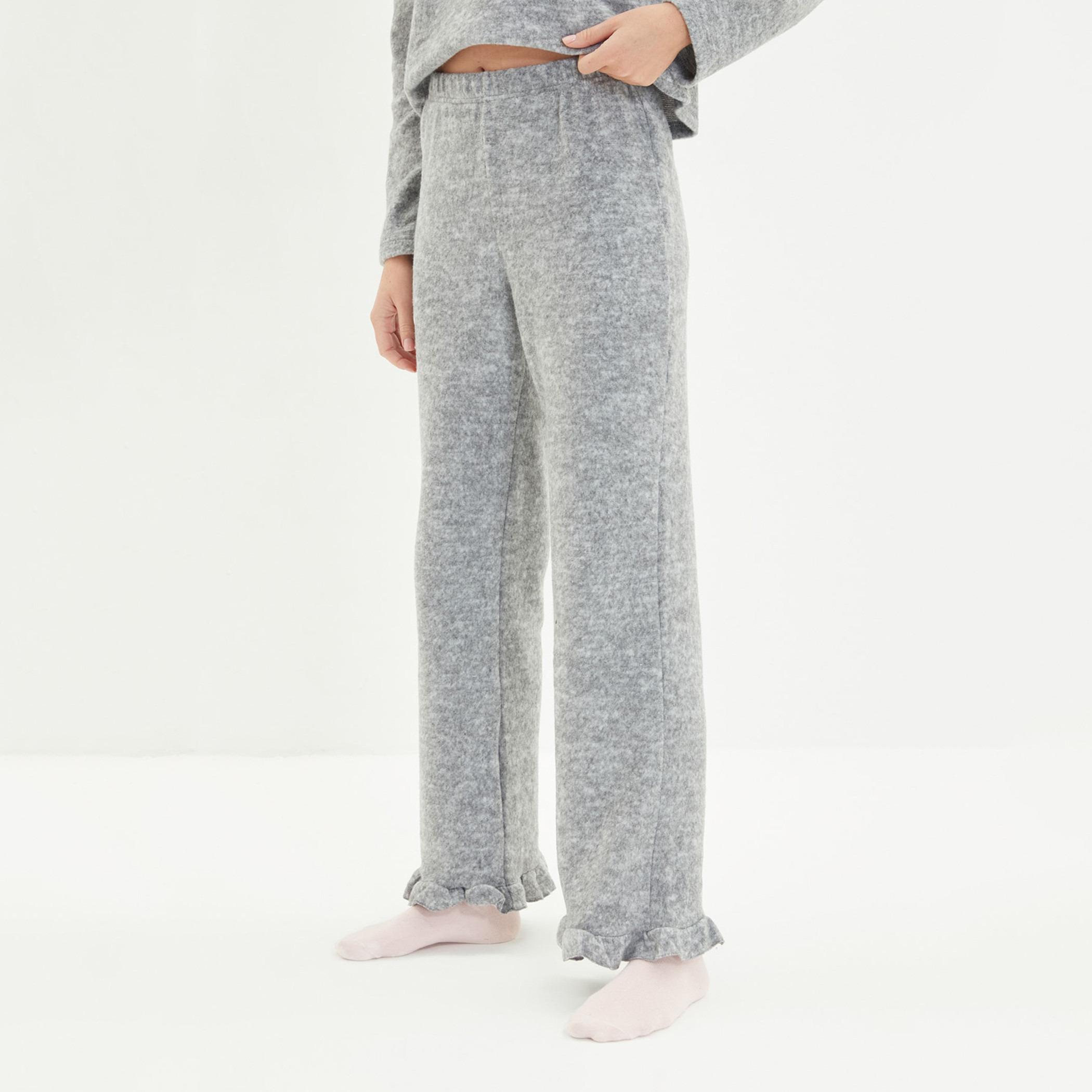 Trendyol Women Solid Crop Top-Pyjama Set-women-clothing-nightwear-pyjamas-longsets-image-5