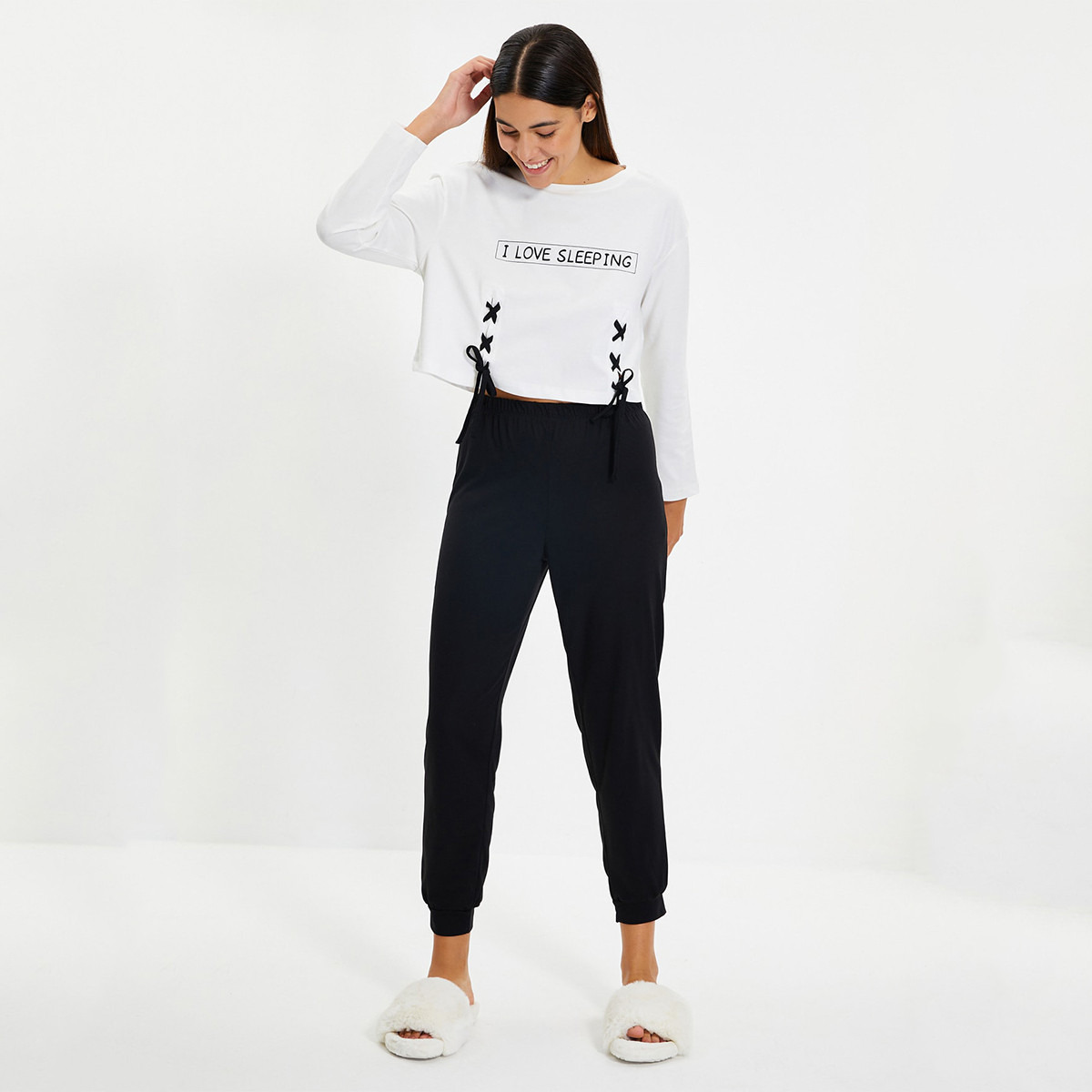 Set of 2 Trendyol Women Slogan Crew Neck T-Shirt with Pyjama-women-clothing-nightwear-pyjamas-longsets-image-1