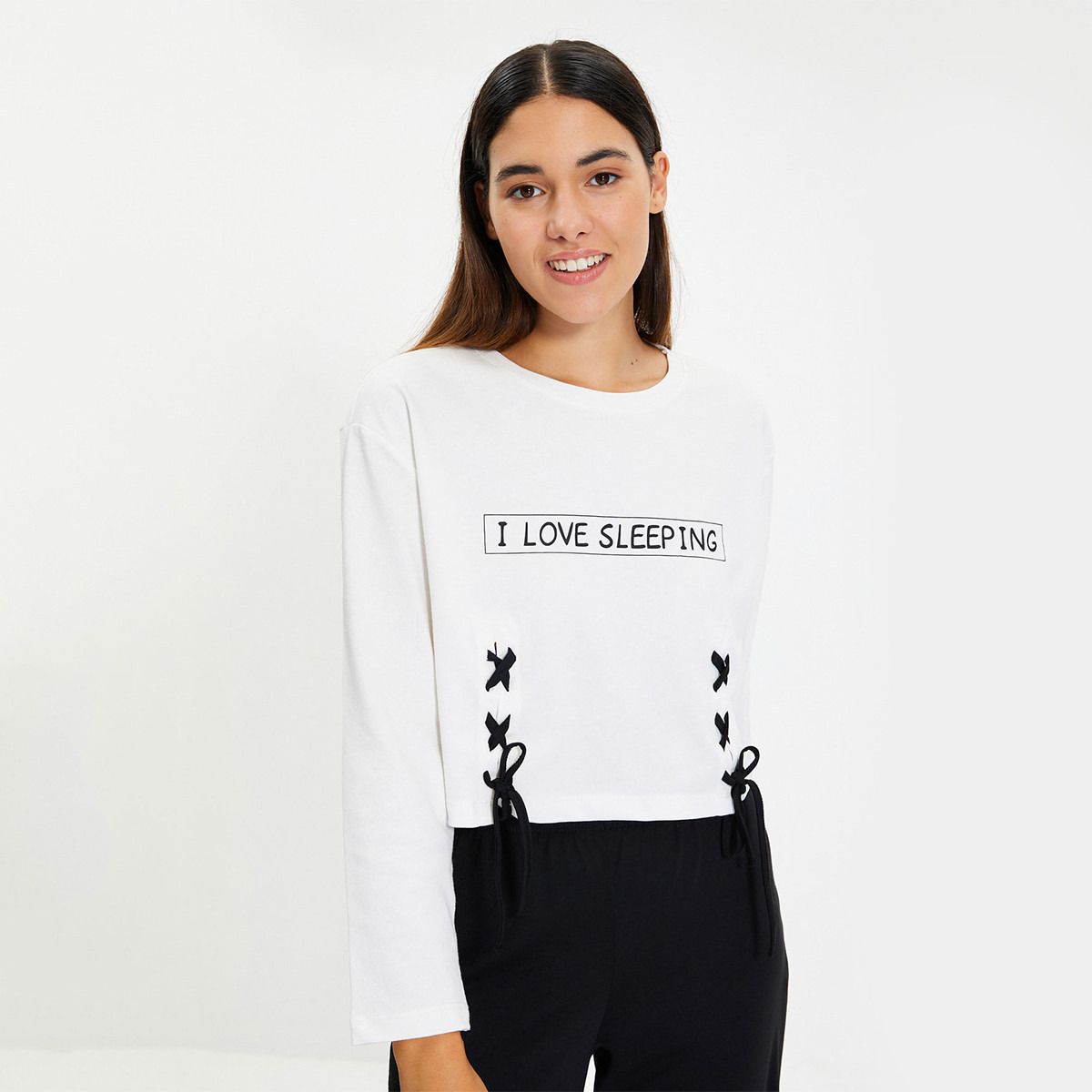 ترينديول أبيض لباس نوم-women-clothing-nightwear-pyjamas-longsets-image-3