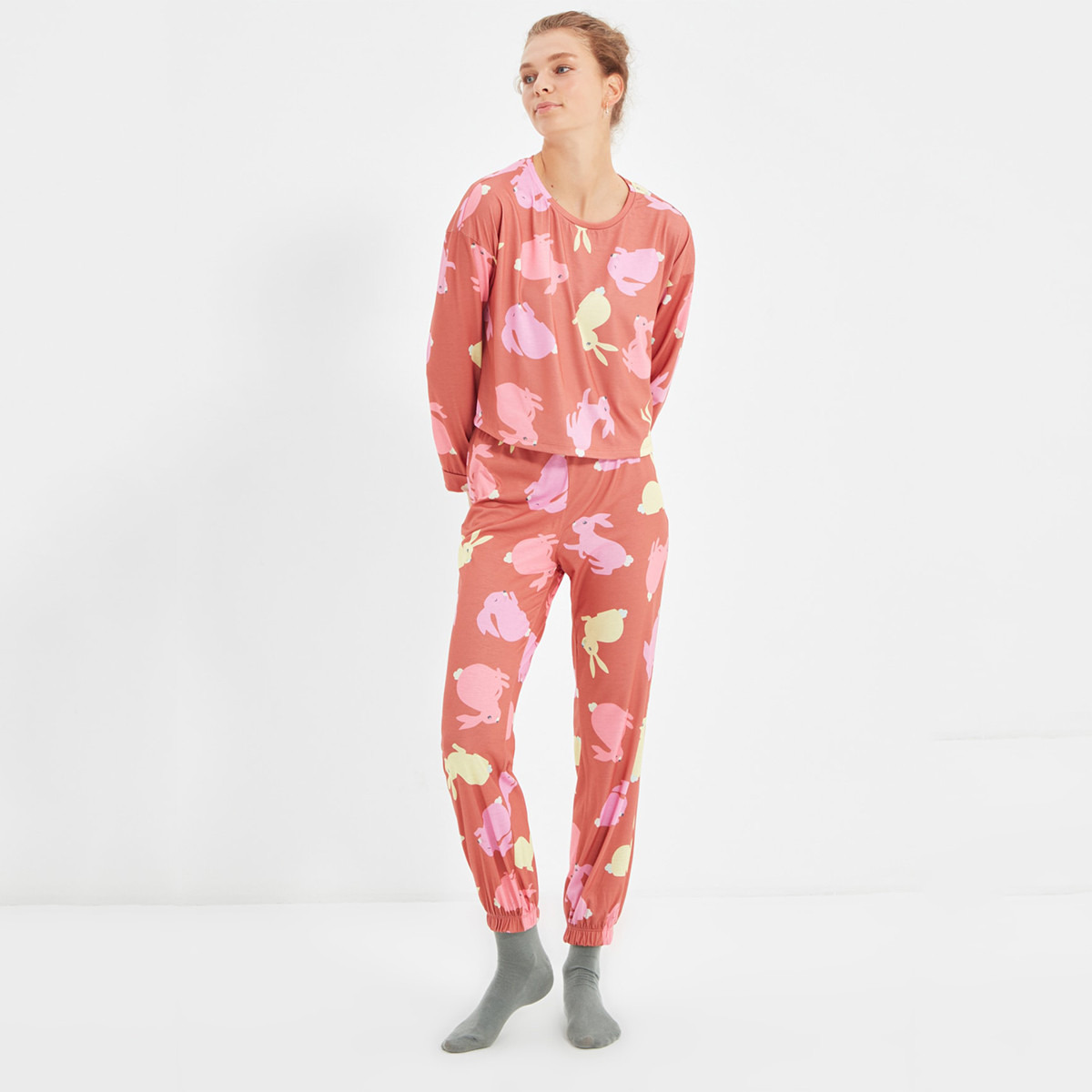 ترينديول لون القرنفل لباس نوم-women-clothing-nightwear-pyjamas-longsets-image-6
