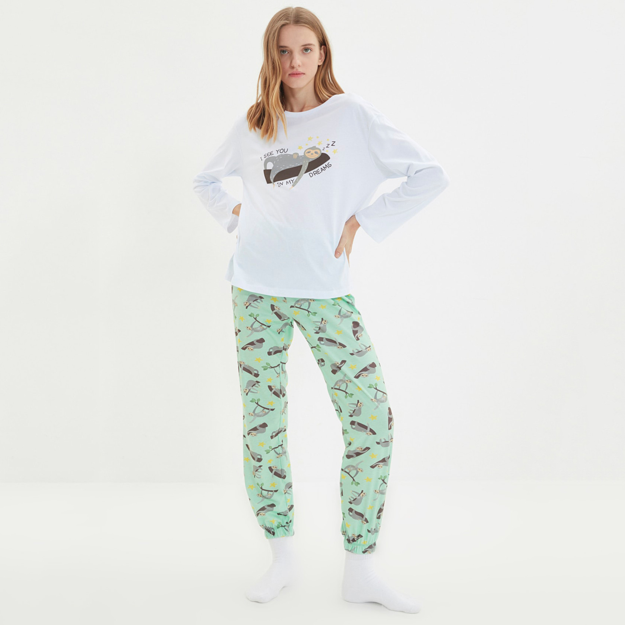 ترينديول أبيض لباس نوم-women-clothing-nightwear-pyjamas-longsets-image-1
