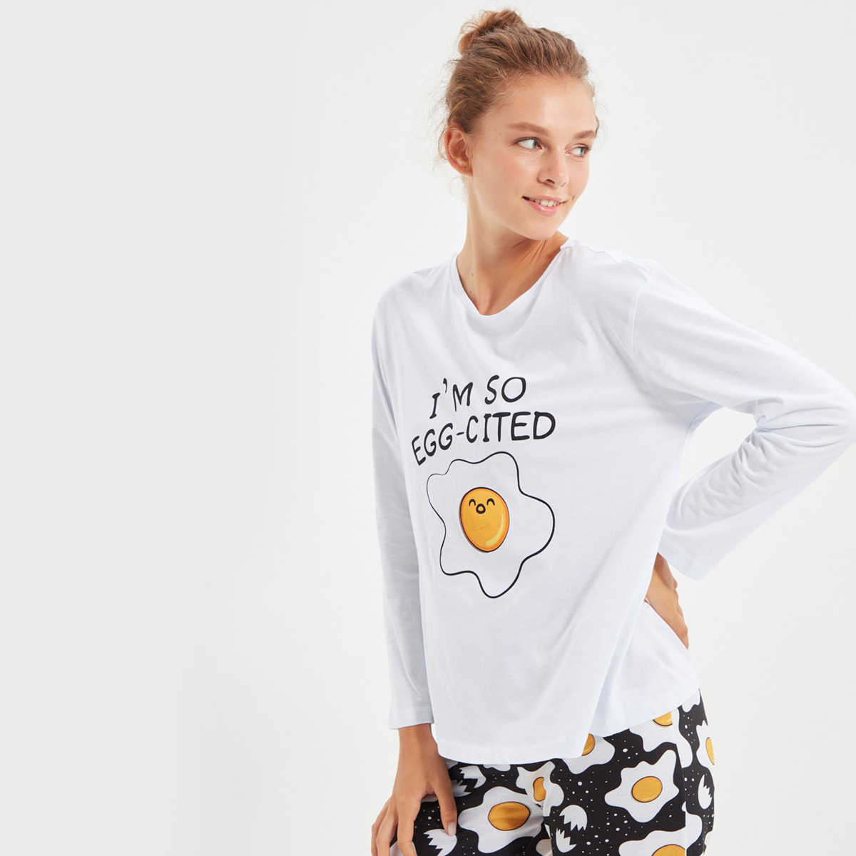 Set of 2 Trendyol Women Printed Crew Neck T-Shirt with Pyjama-women-clothing-nightwear-pyjamas-longsets-image-2