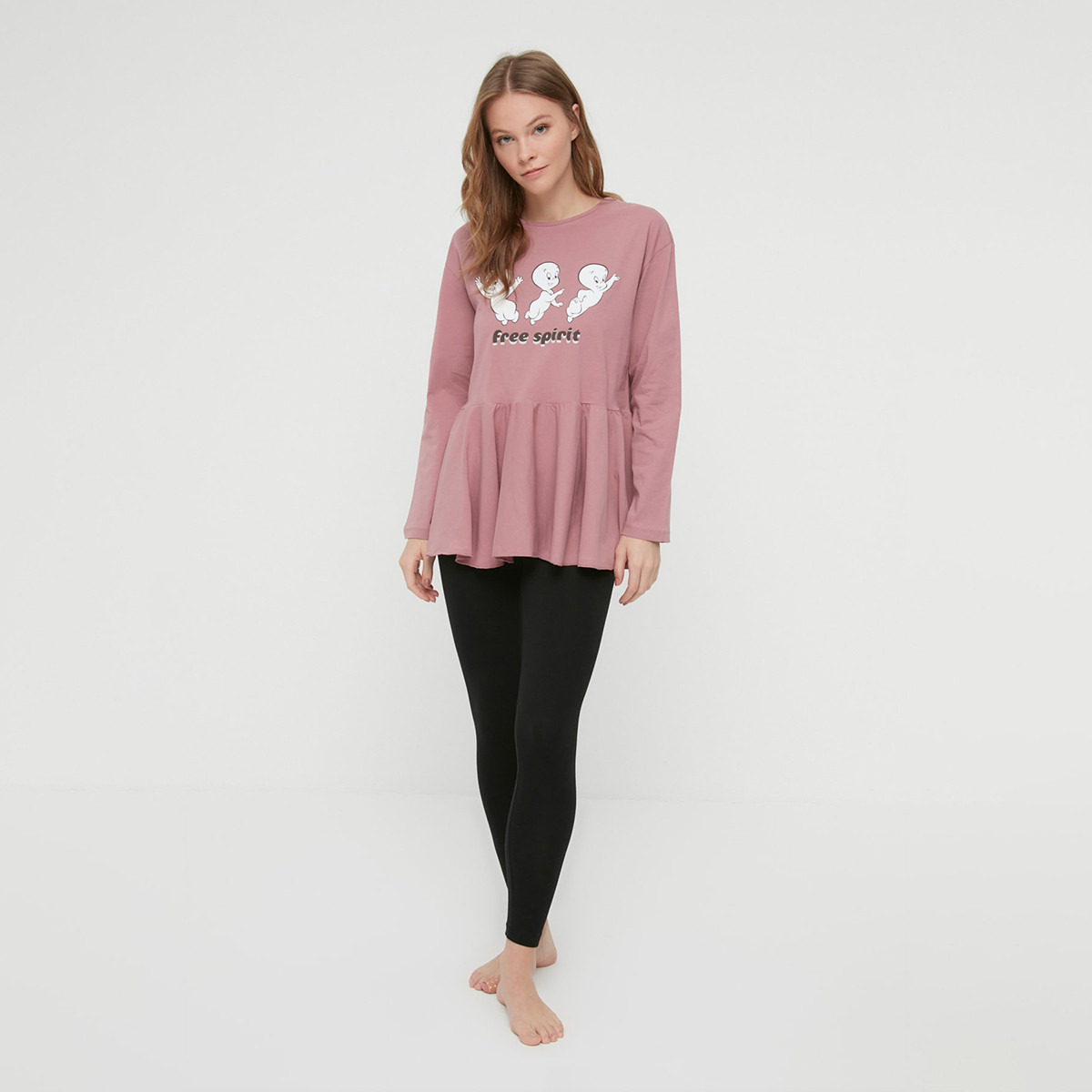 Trendyol Women Pink Printed Long Sleeves T-Shirt and Pyjama Set-women-clothing-nightwear-pyjamas-longsets-image-5