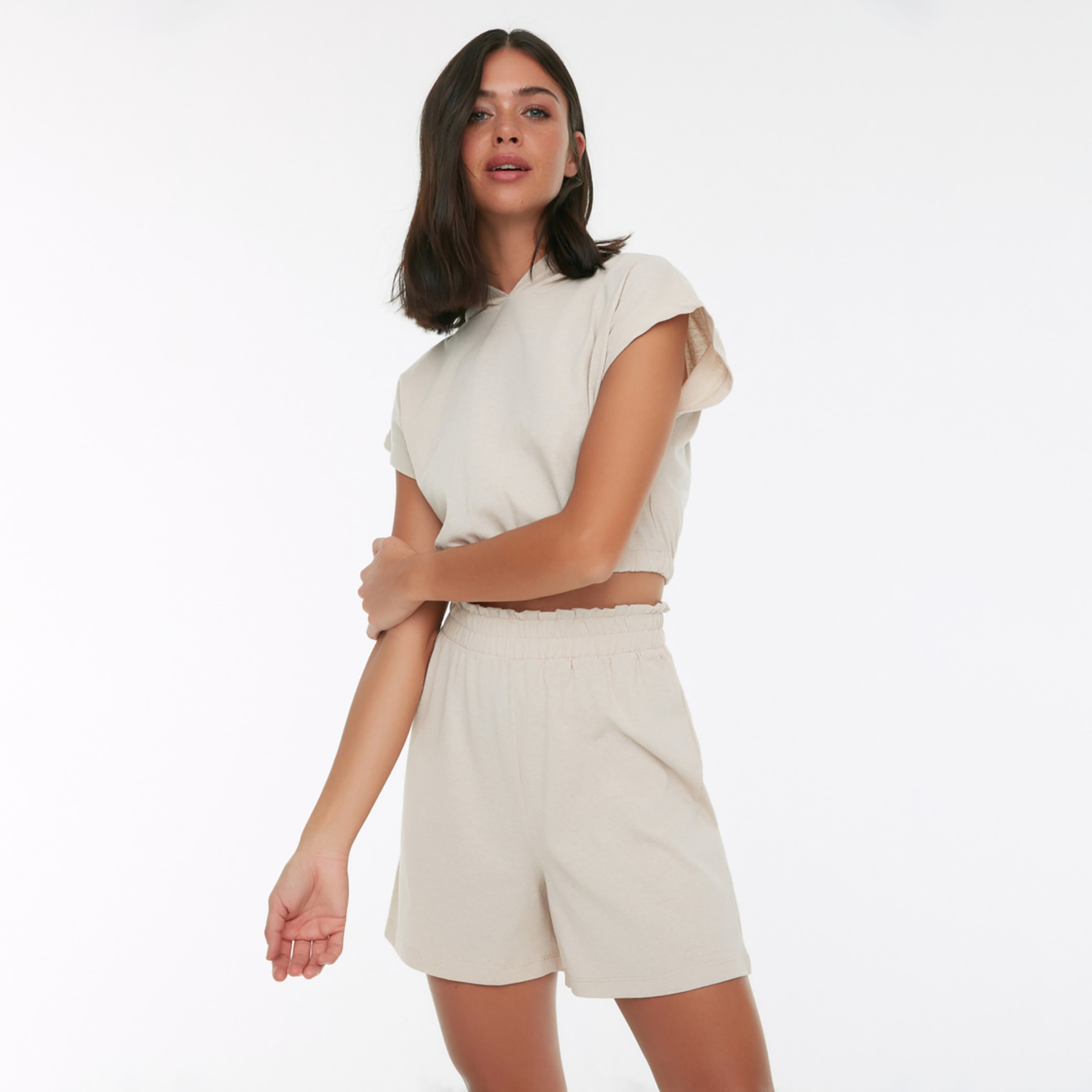طقم هودي قصير وشورتس من ترينديول سادة مع لون بيج للنساء-sports-women-clothing-trackpantsandtracksuits-image-2