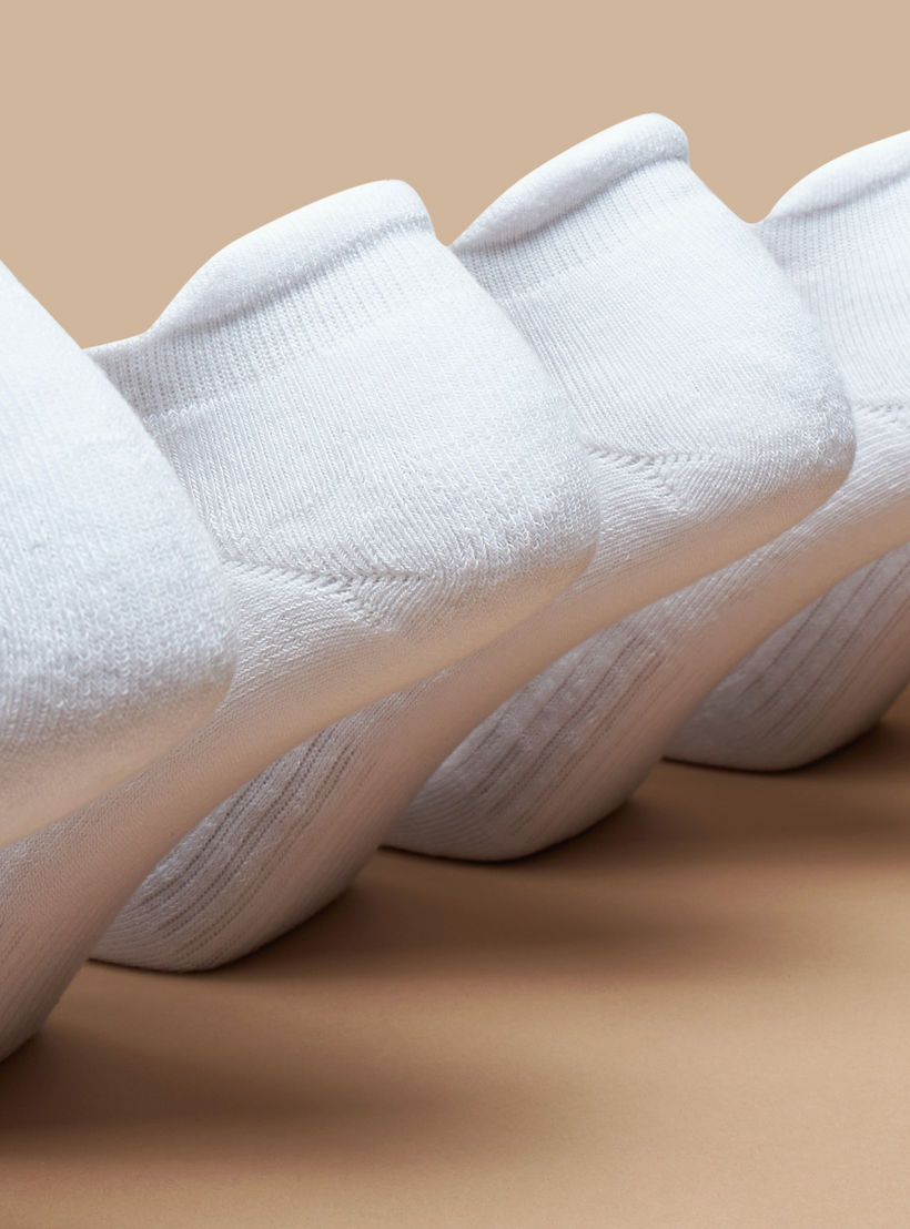طقم جوارب موسّدة 5 أزواج بطول الكاحل وتفاصيل الشعار من كابا -men-socks-image-4