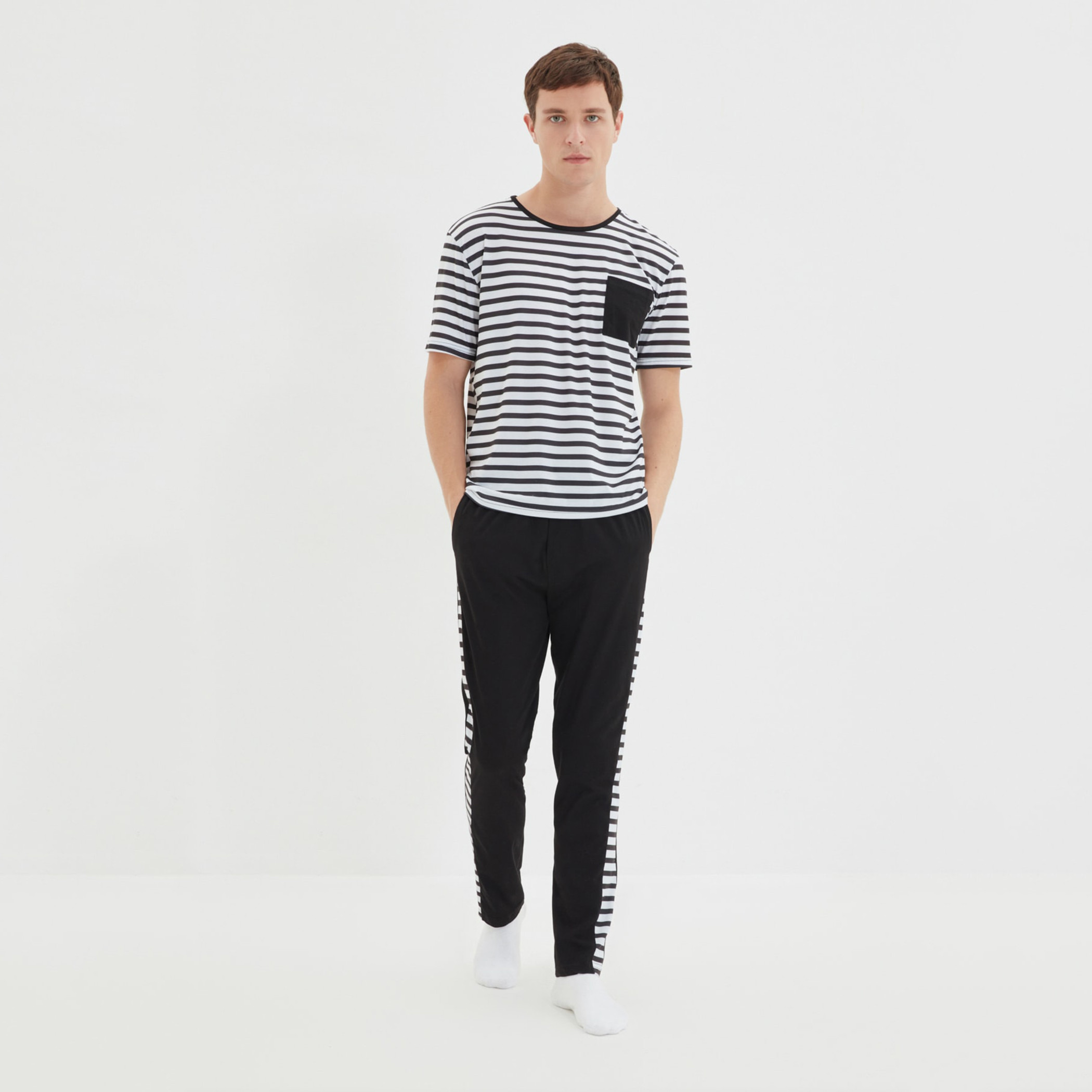 ترينديول أسود لباس نوم-men-clothing-nightwear-sets-image-1