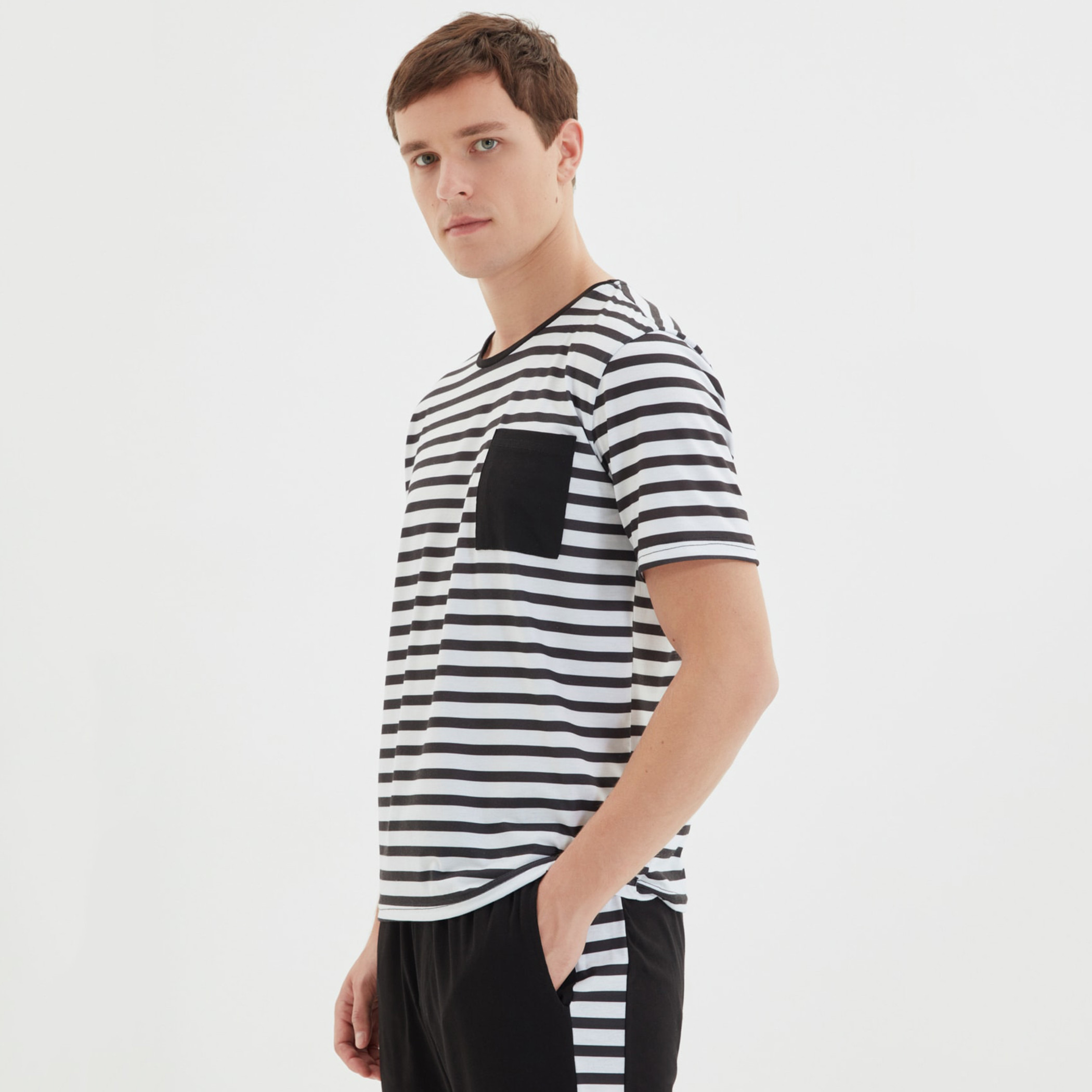 ترينديول أسود لباس نوم-men-clothing-nightwear-sets-image-4