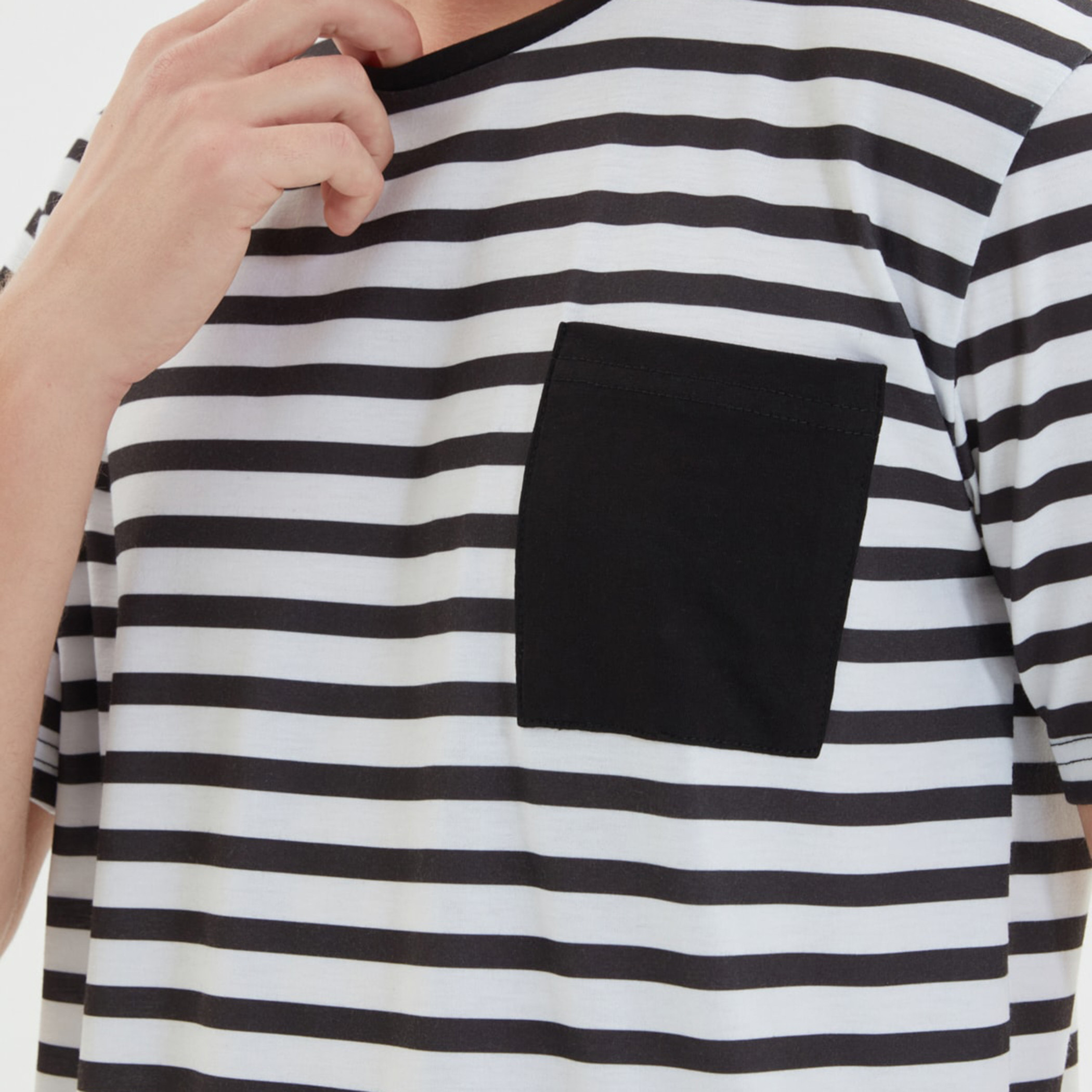 ترينديول أسود لباس نوم-men-clothing-nightwear-sets-image-5