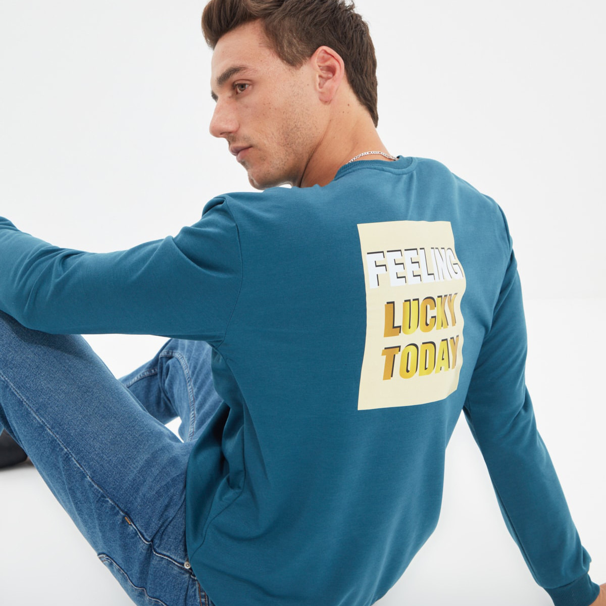 Trendyol Men Slogan Crew Neck Sweatshirt-men-winterwear-hoodiesandsweatshirts-image-2