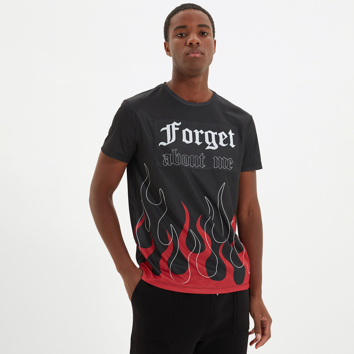 Trendyol Men Black Printed Crew Neck Short Sleeves T-Shirt-men-clothing-tshirtsandpolos-tshirts-image-1