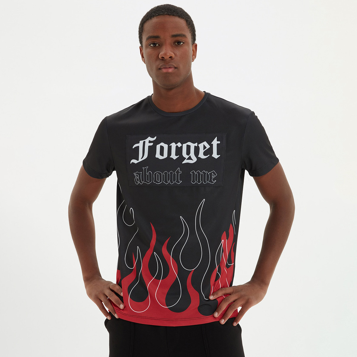 Trendyol Men Black Printed Crew Neck Short Sleeves T-Shirt-men-clothing-tshirtsandpolos-tshirts-image-2