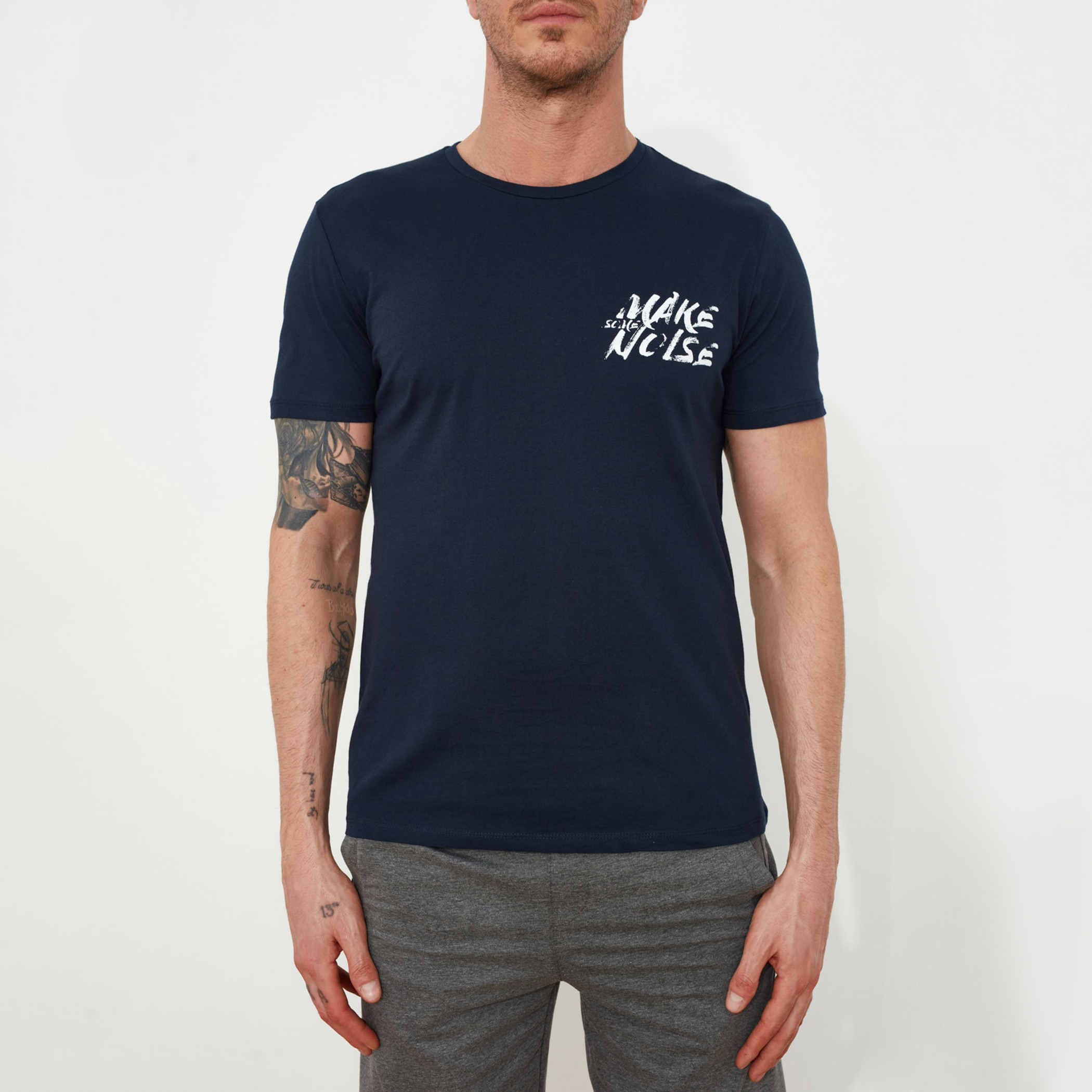 Trendyol Men Solid Crew Neck T-Shirt-men-clothing-tshirtsandpolos-tshirts-image-3